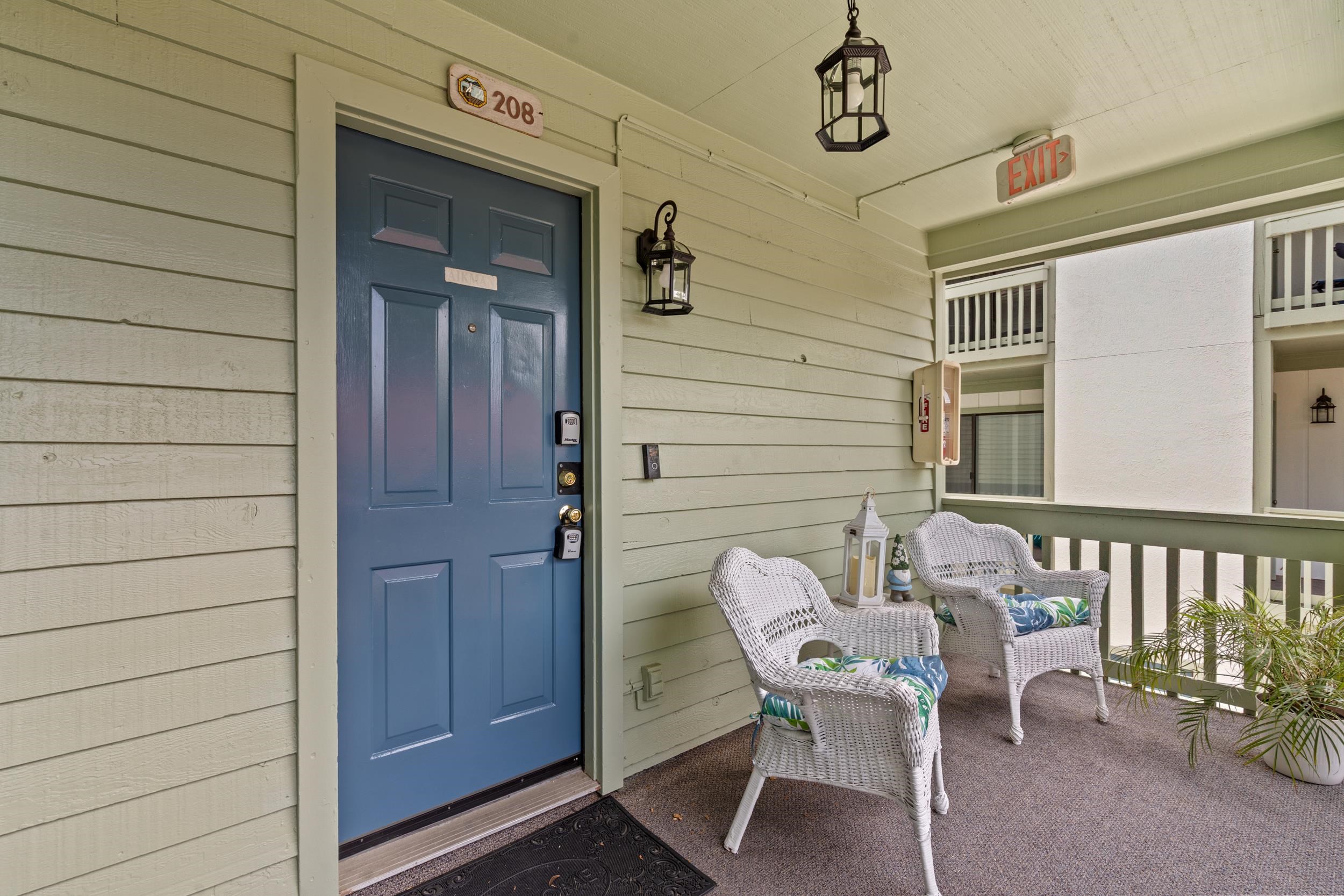 306 N 74th Ave.