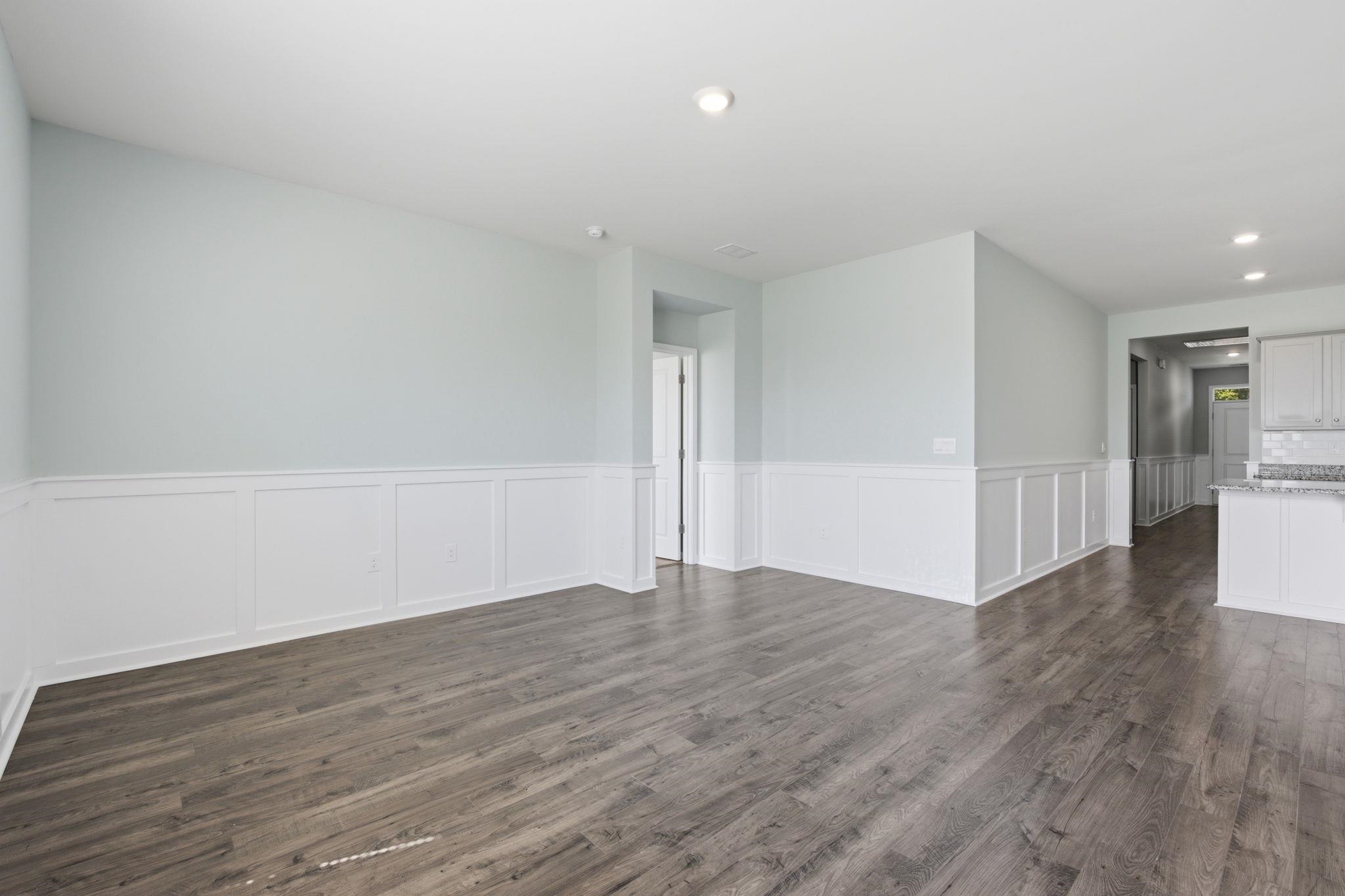 1239 Winterburn Dr. Property Photo 11