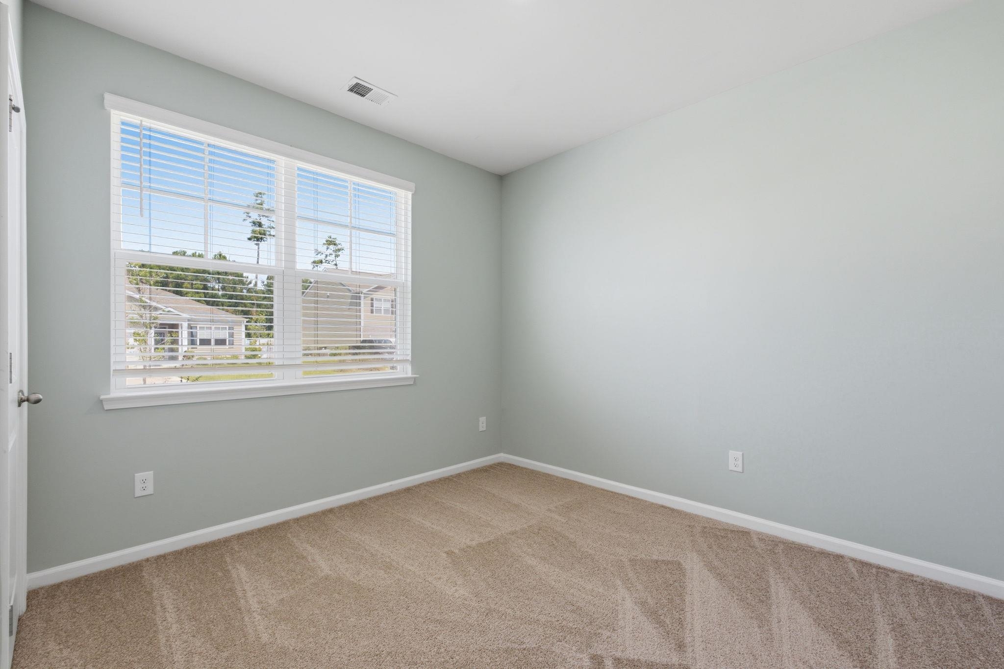 1239 Winterburn Dr. Property Photo 23