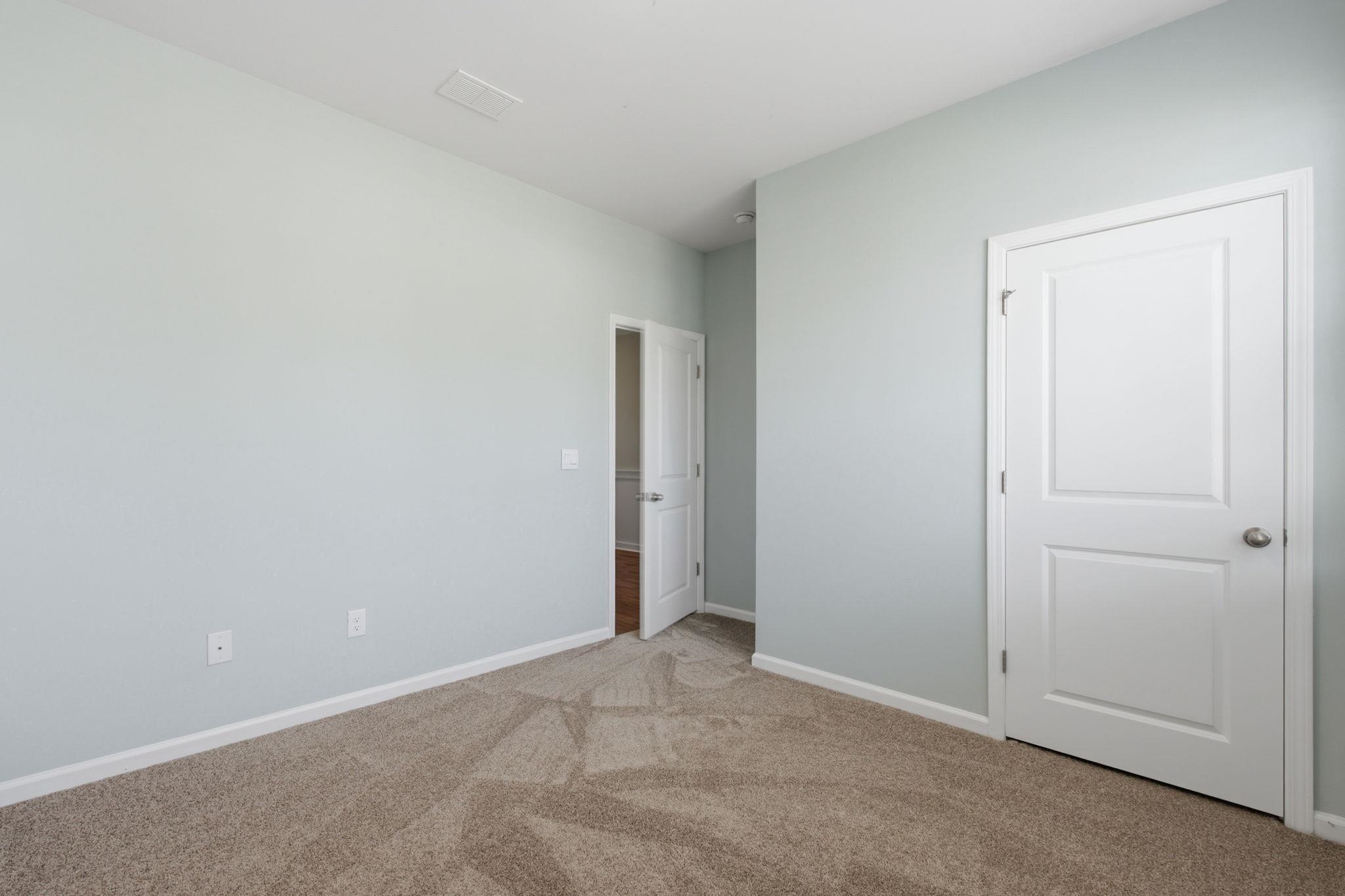 1239 Winterburn Dr. Property Photo 24