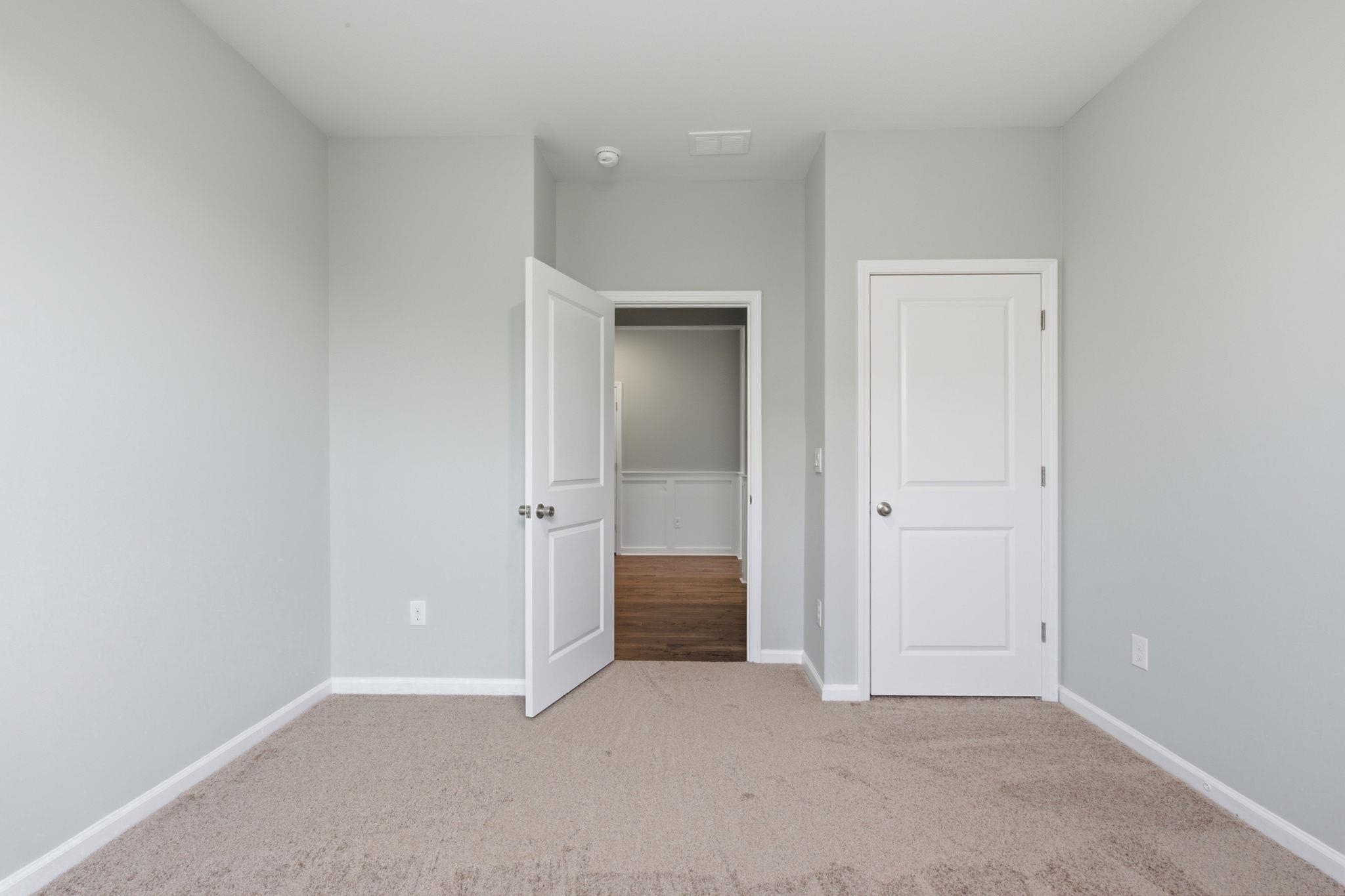 1239 Winterburn Dr. Property Photo 31