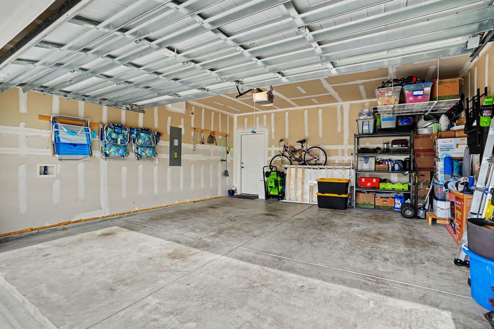 4445 Honir Dr. Property Photo 22