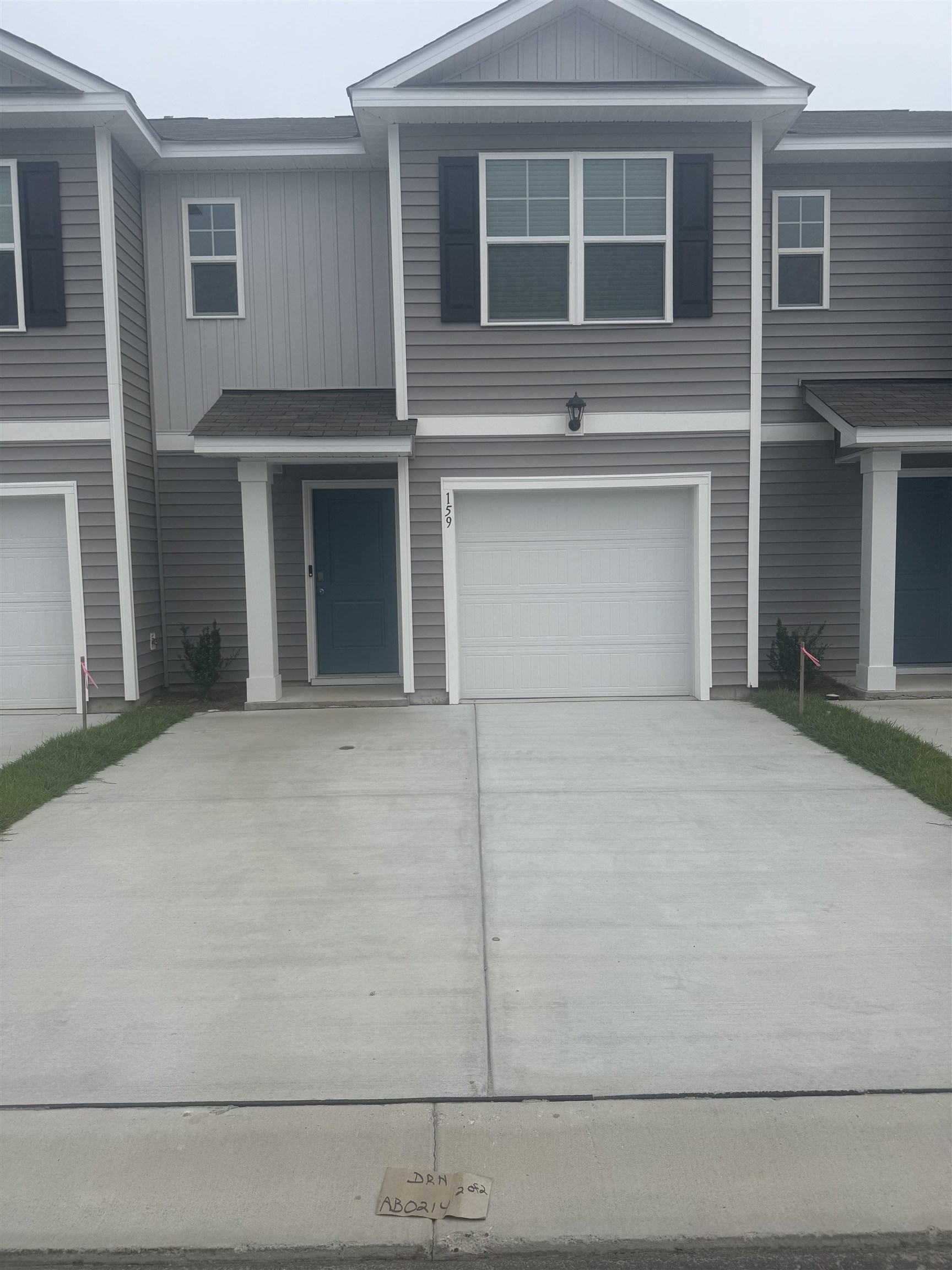 462 Gemstone Blvd Property Photo 1