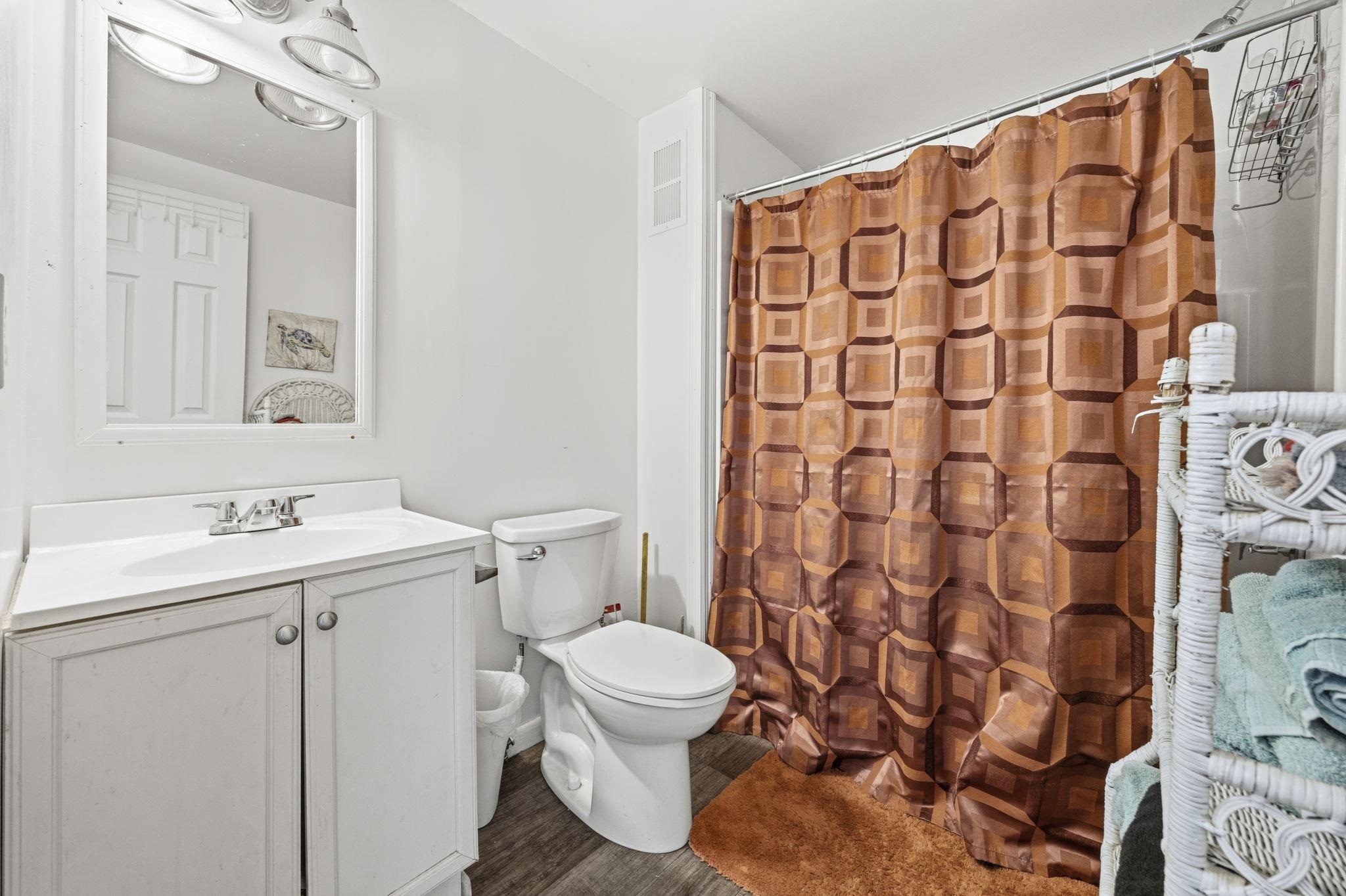 728 Garden Lake Dr. Property Photo 17