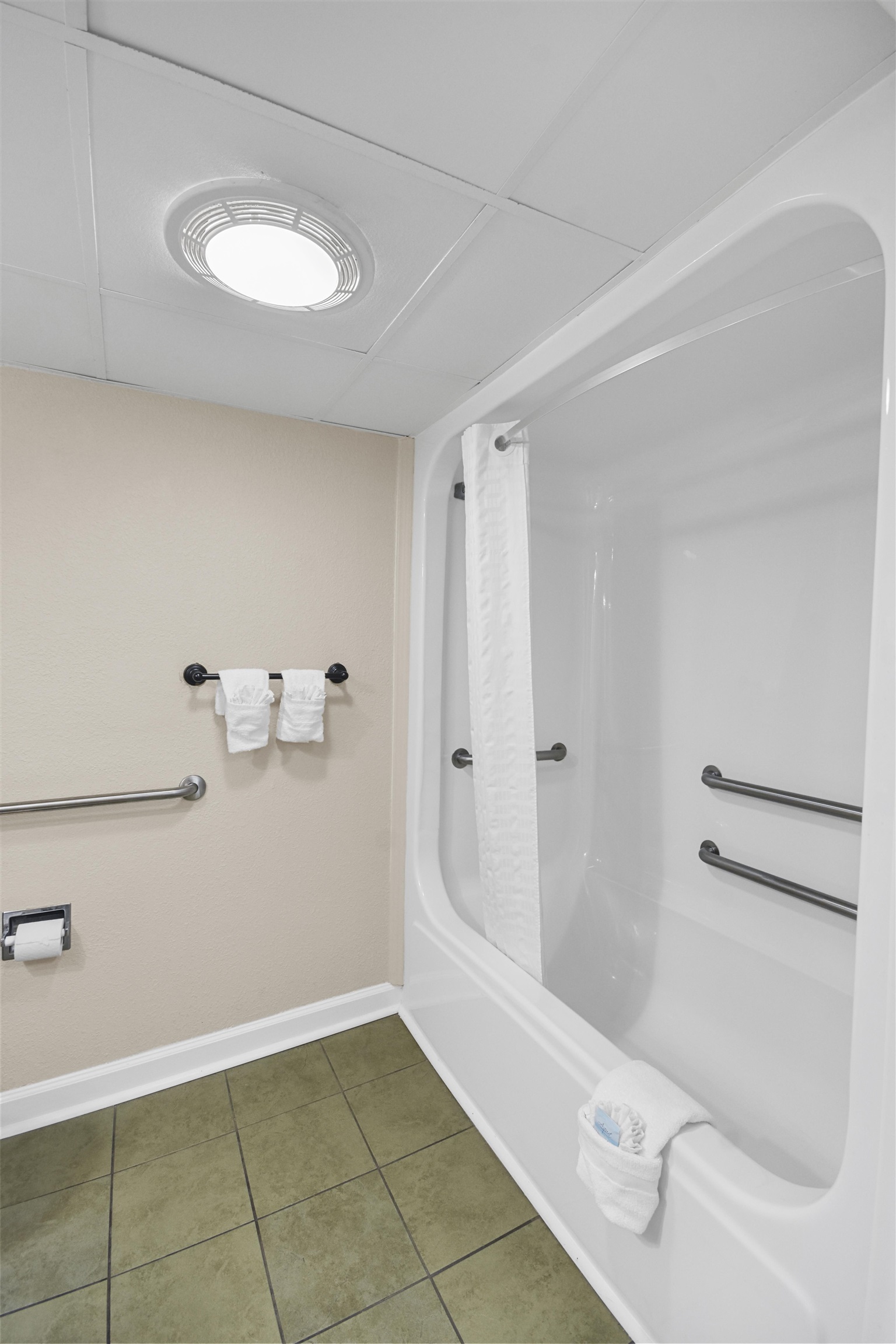 1200 N Ocean Blvd. Property Photo 16