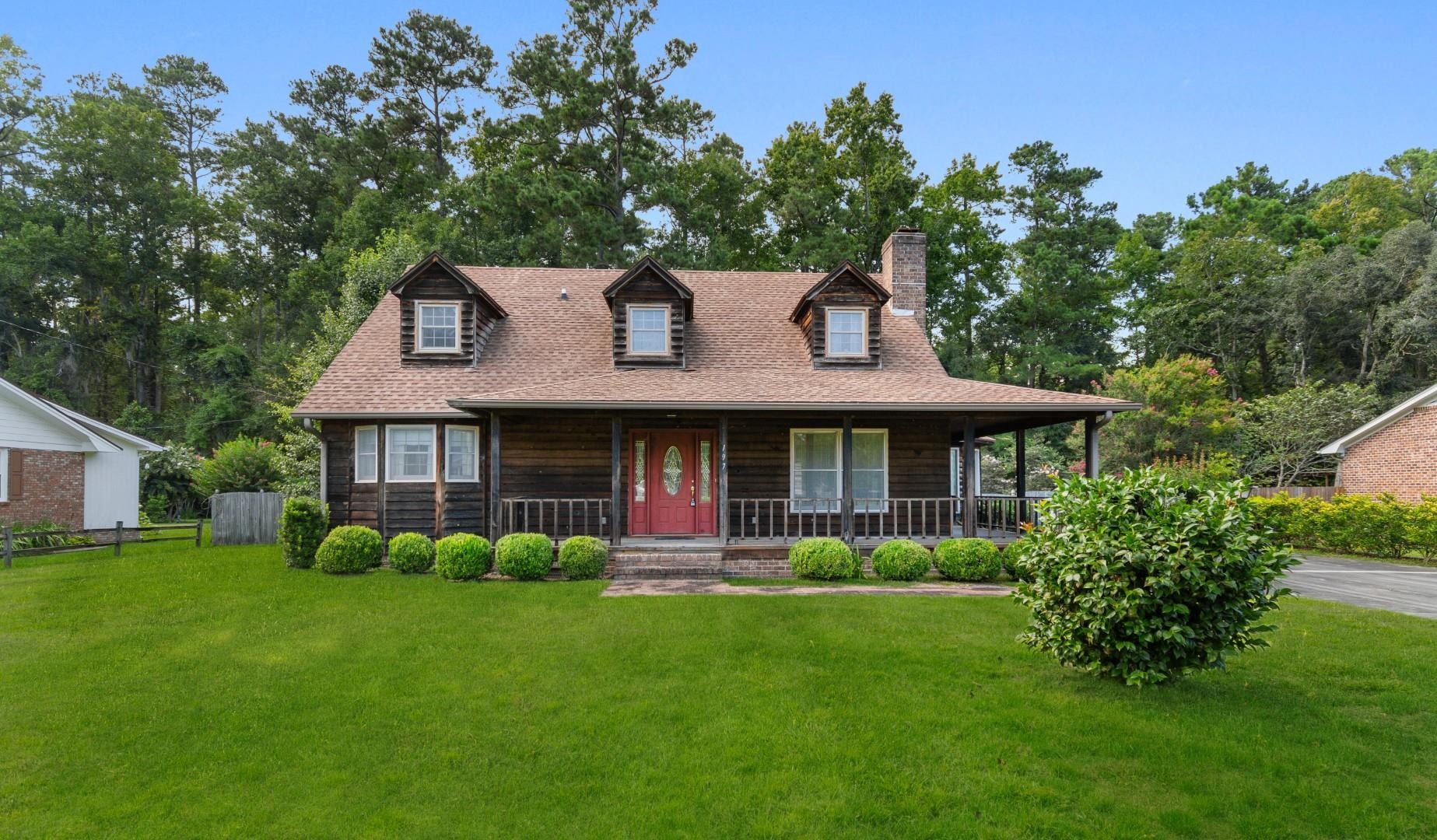 197 Glass Hill Dr. Property Photo 1