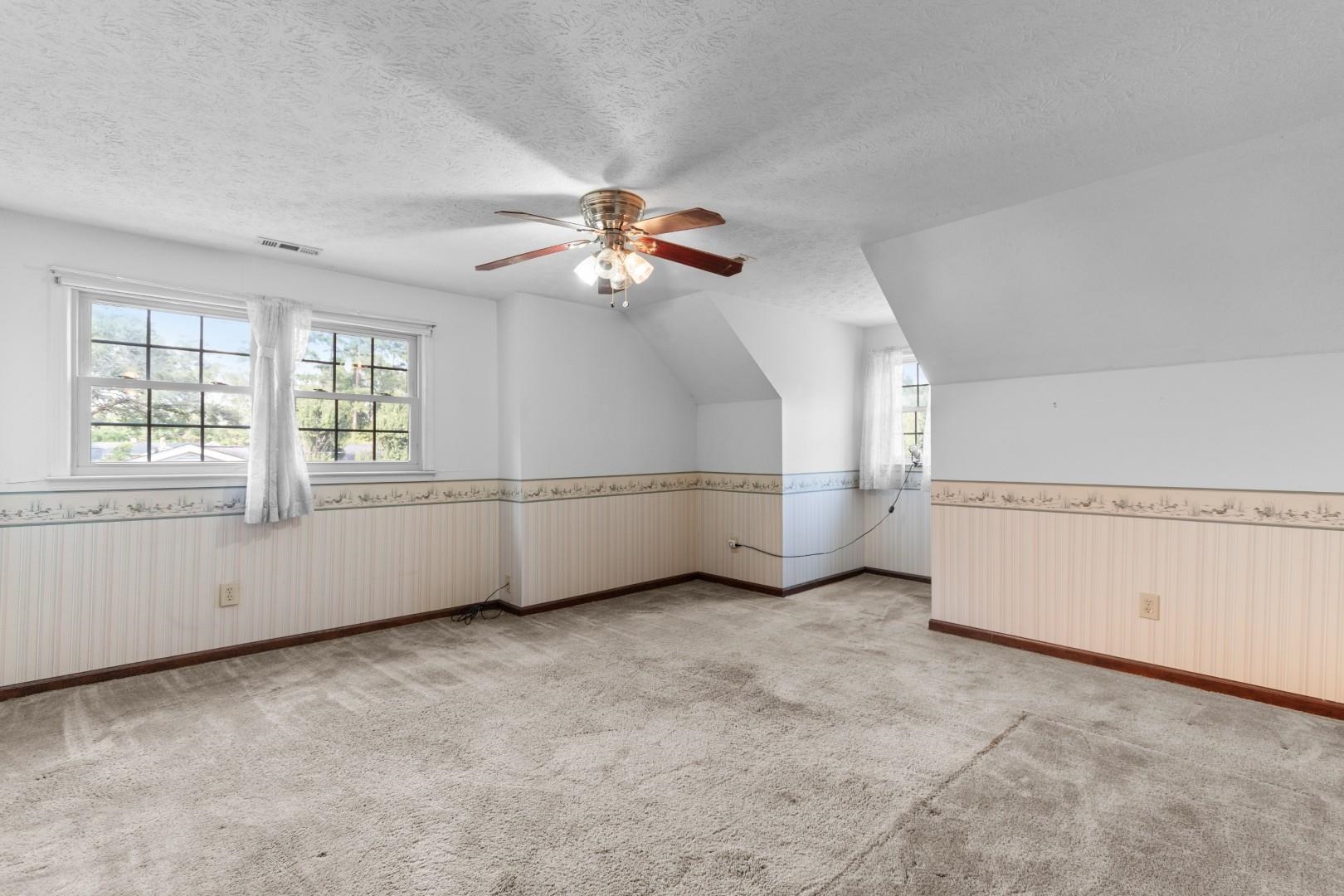 197 Glass Hill Dr. Property Photo 27