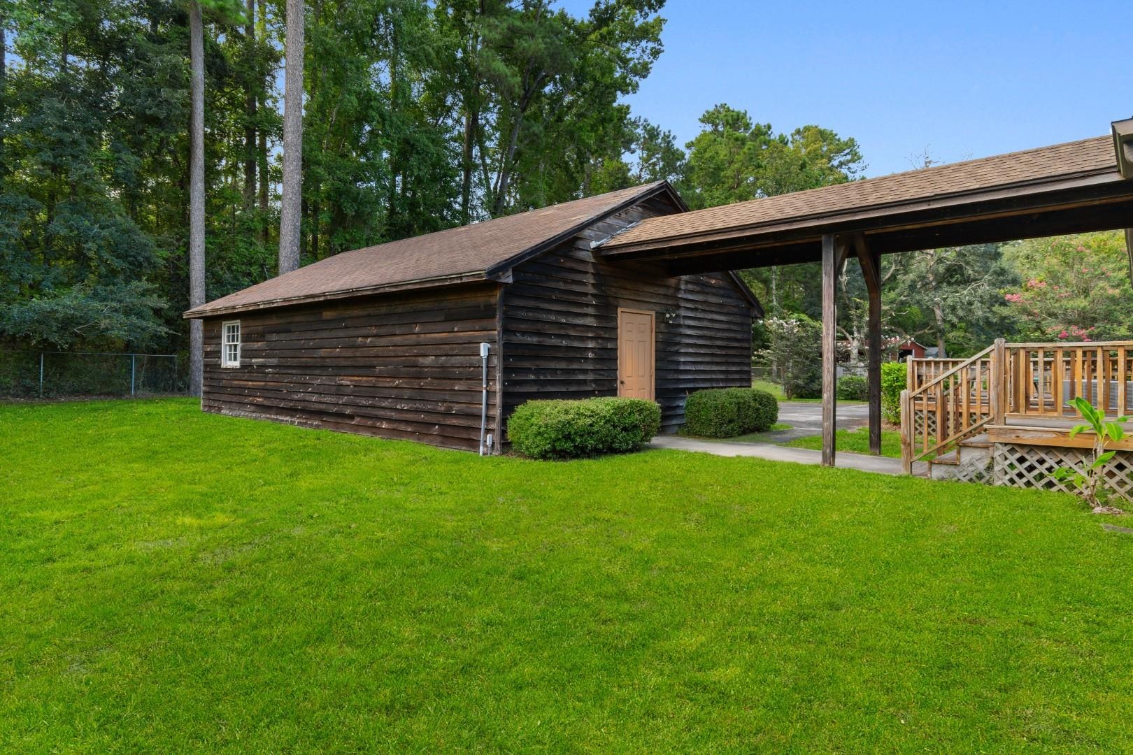197 Glass Hill Dr. Property Photo 44