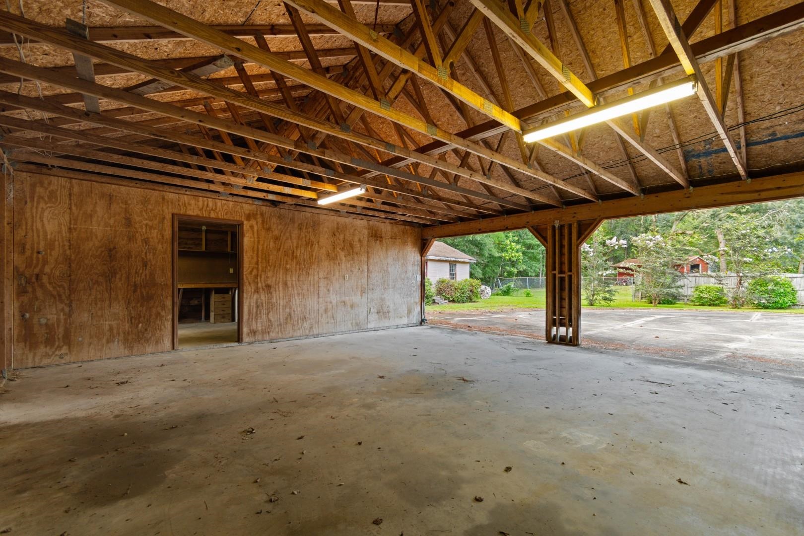 197 Glass Hill Dr. Property Photo 45
