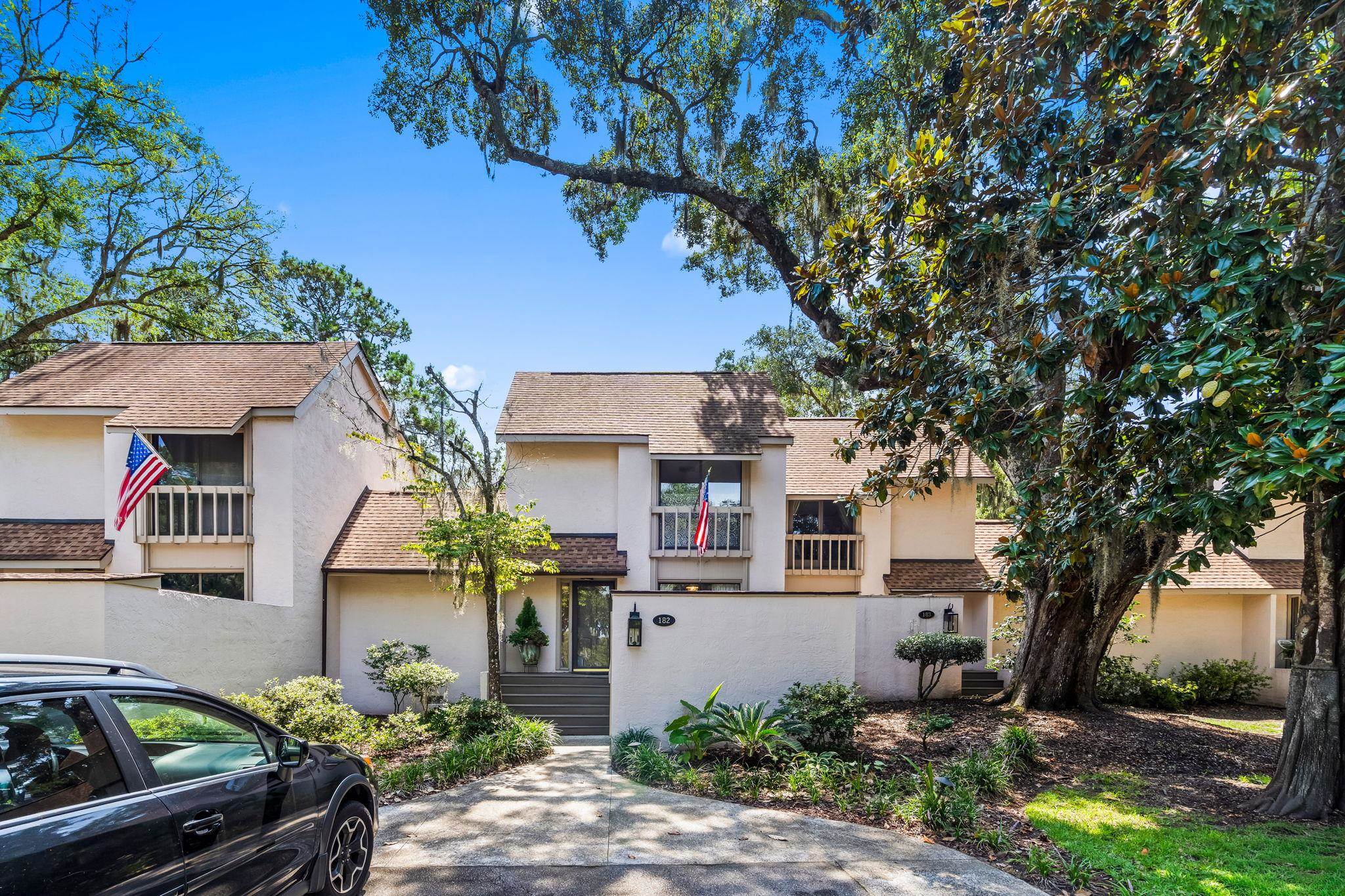 30 Peter Horry Ct. Property Photo 1