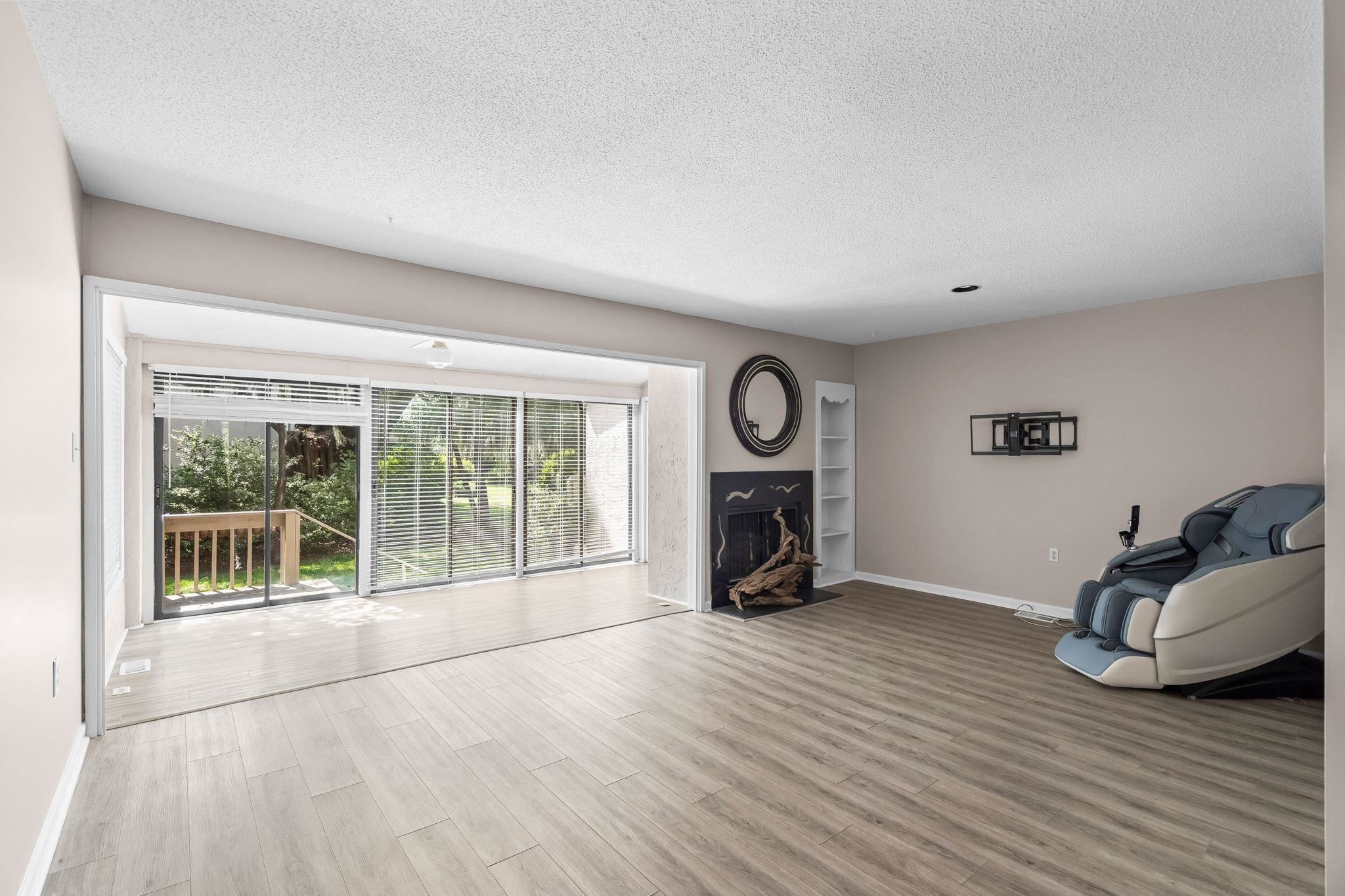 30 Peter Horry Ct. Property Photo 13