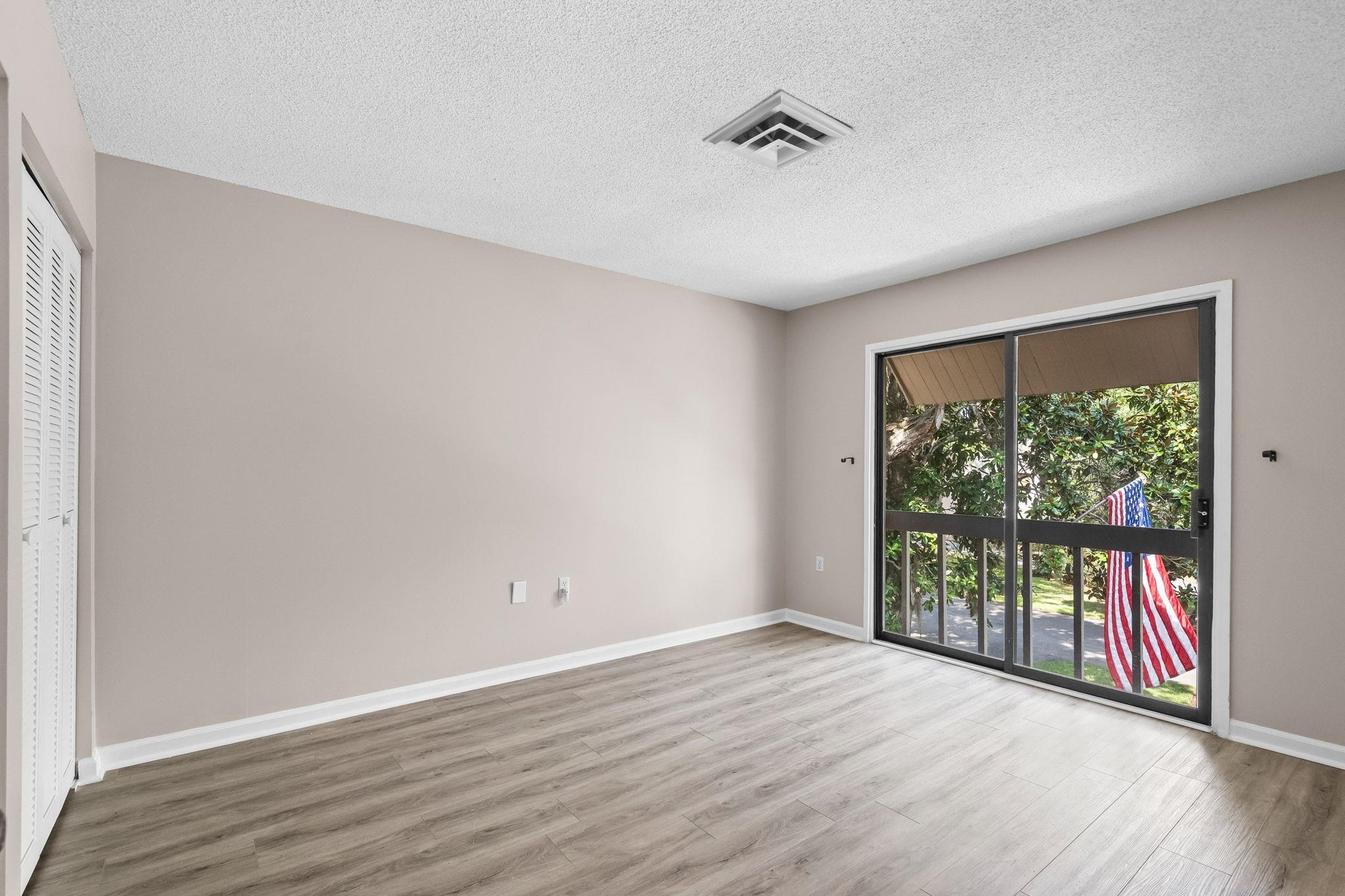 30 Peter Horry Ct. Property Photo 29