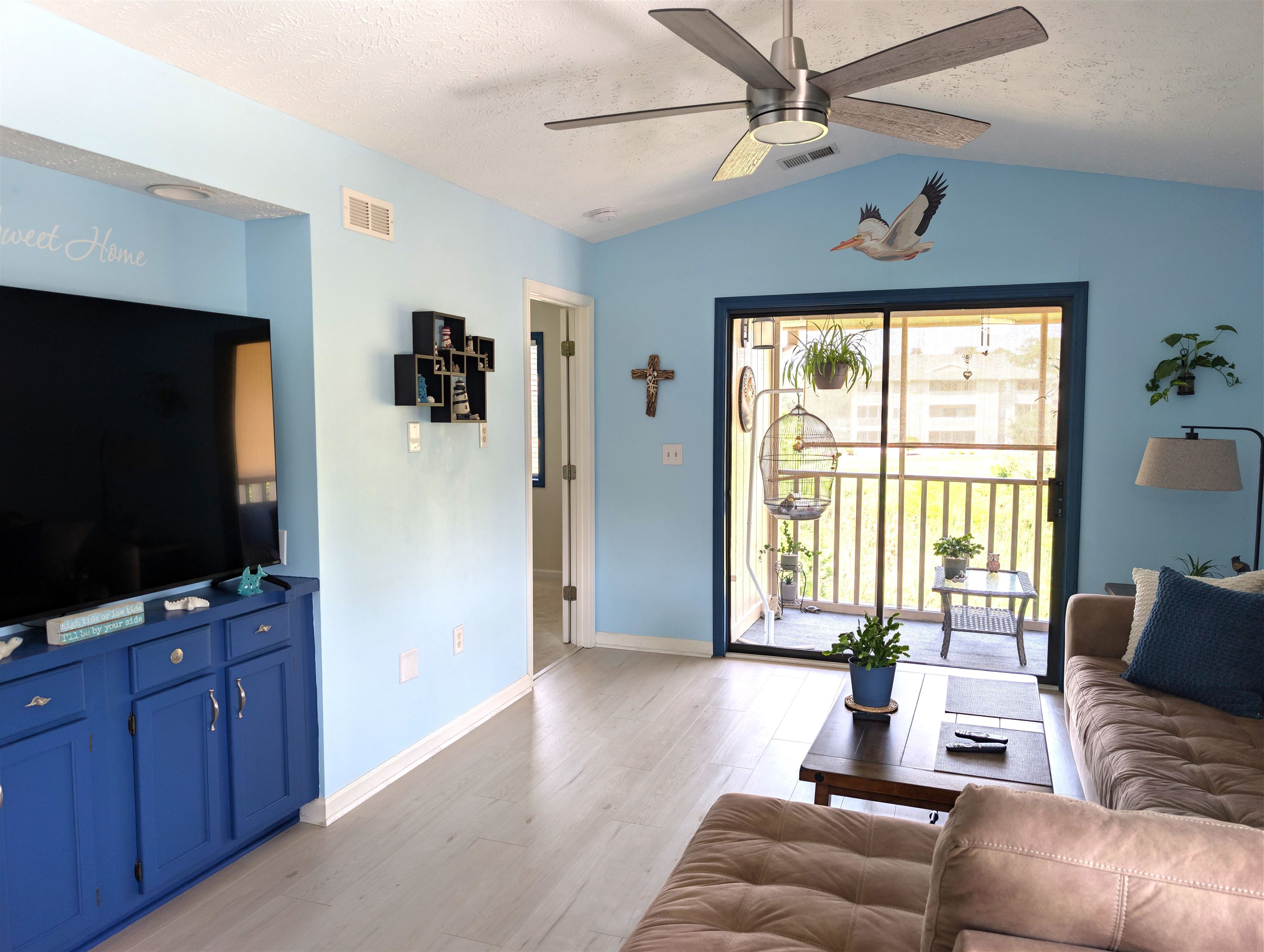 4103 Pinehurst Circle Property Photo 2