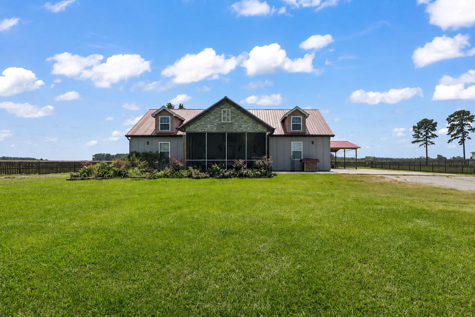 1170 Airport Rd. Property Photo 1