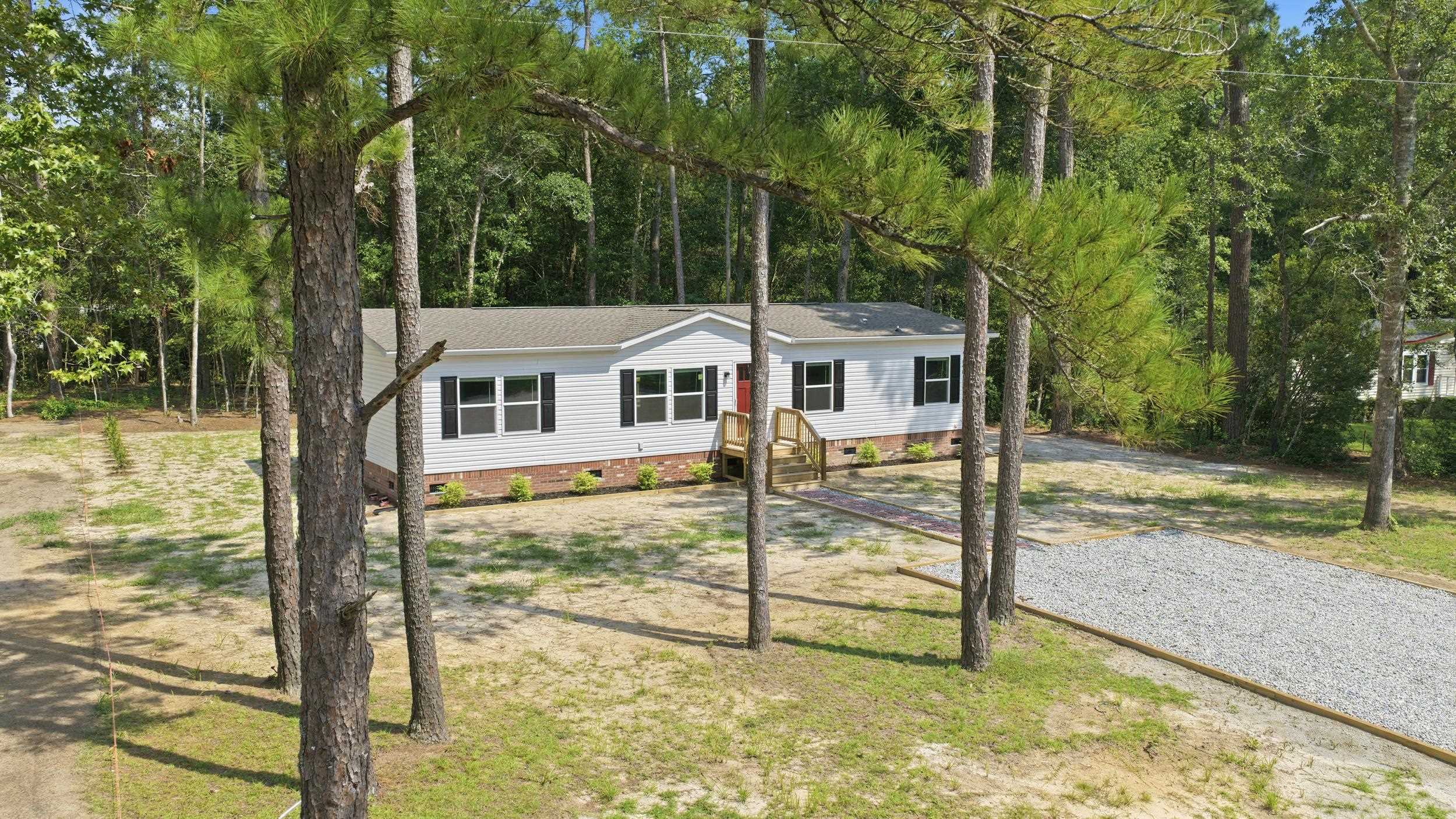 2252 Starduster Ln. Property Photo 4