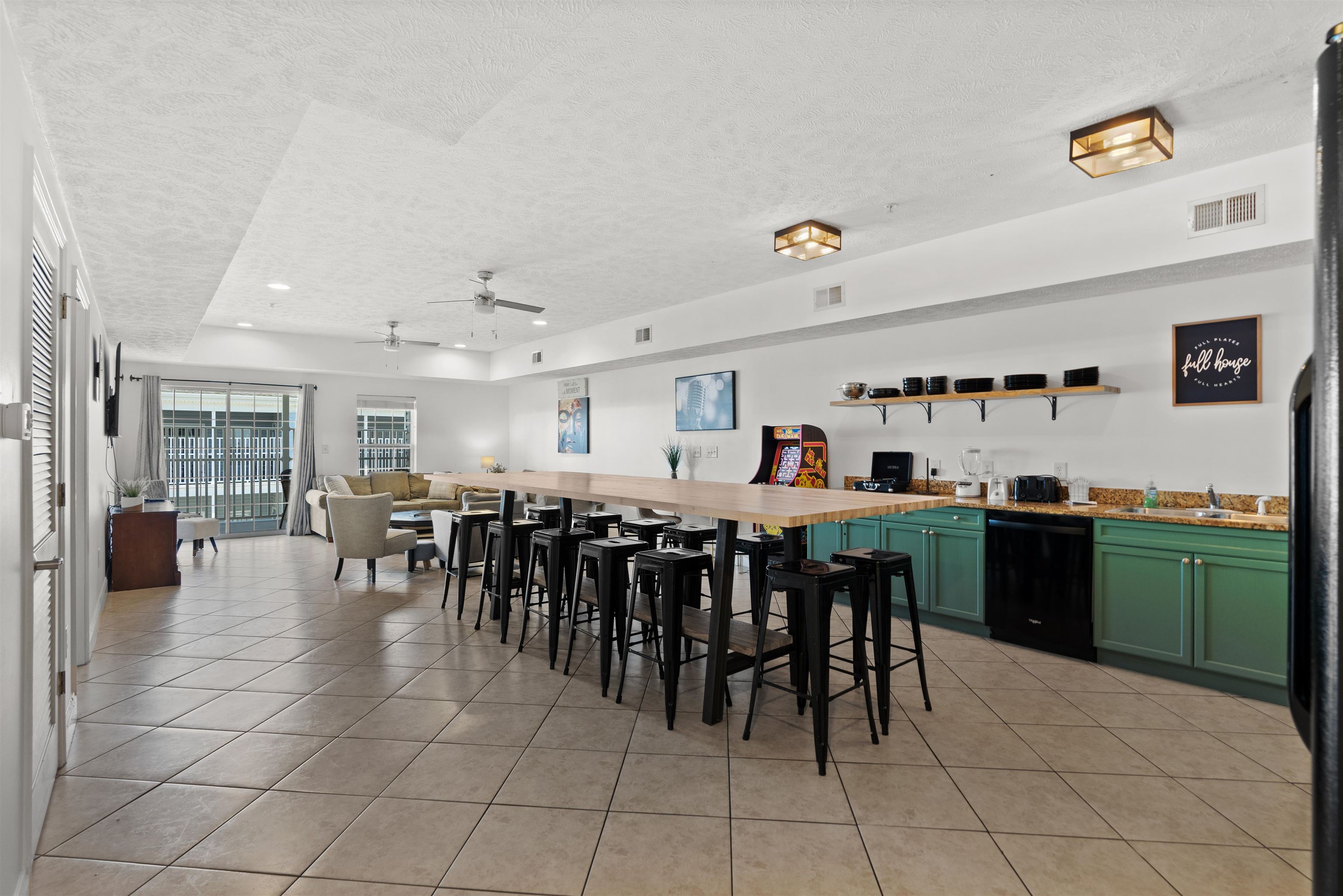 704 S Ocean Blvd. Property Photo 3