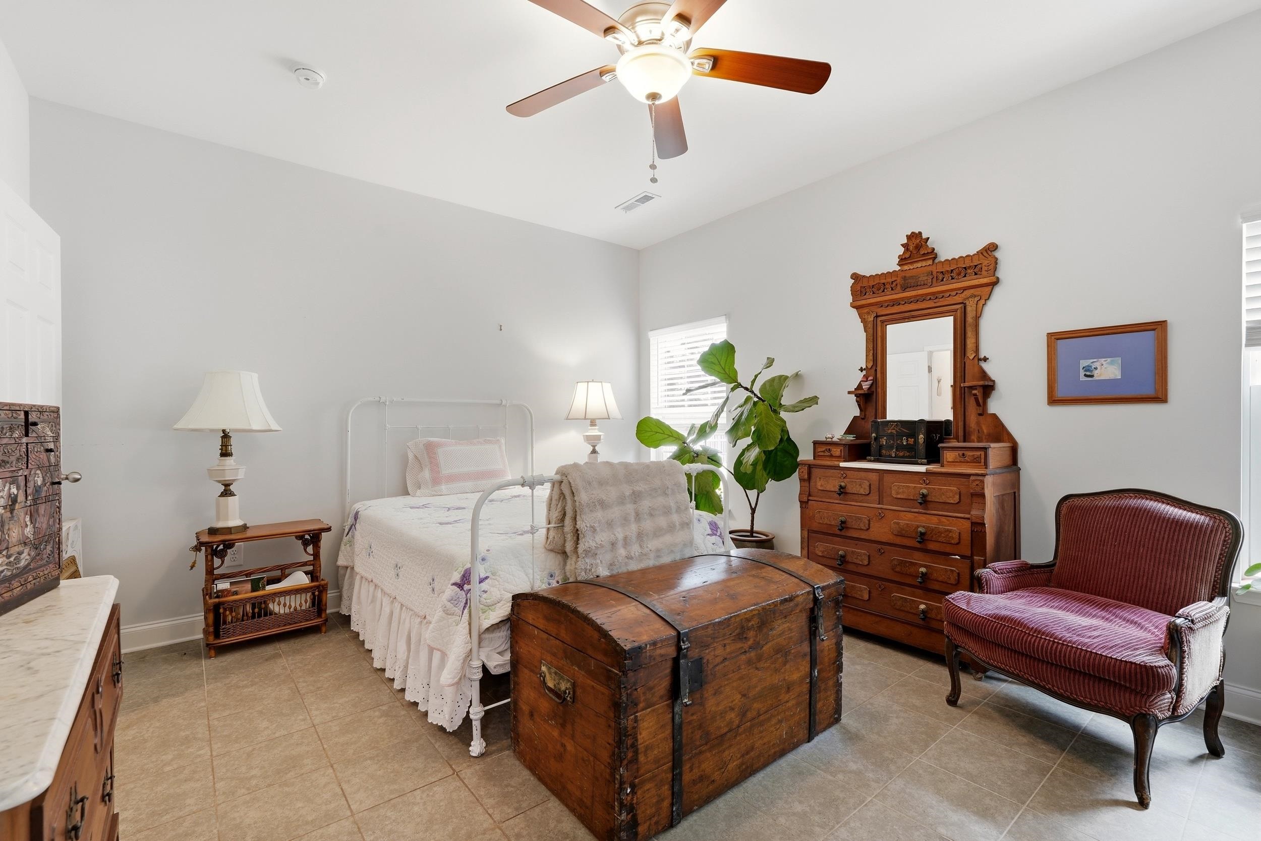 108 River Country Dr. Property Photo 5