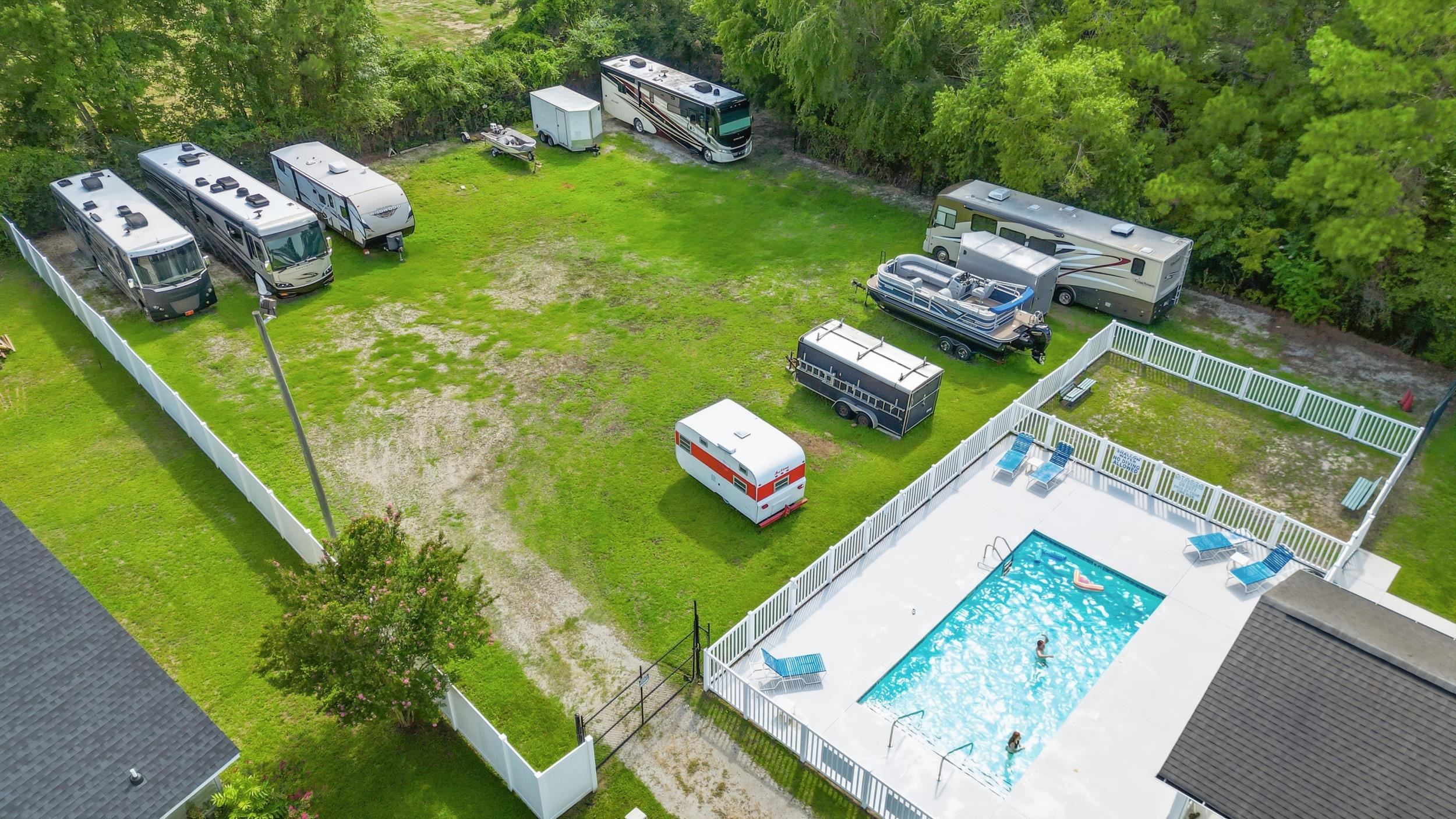 108 River Country Dr. Property Photo 25