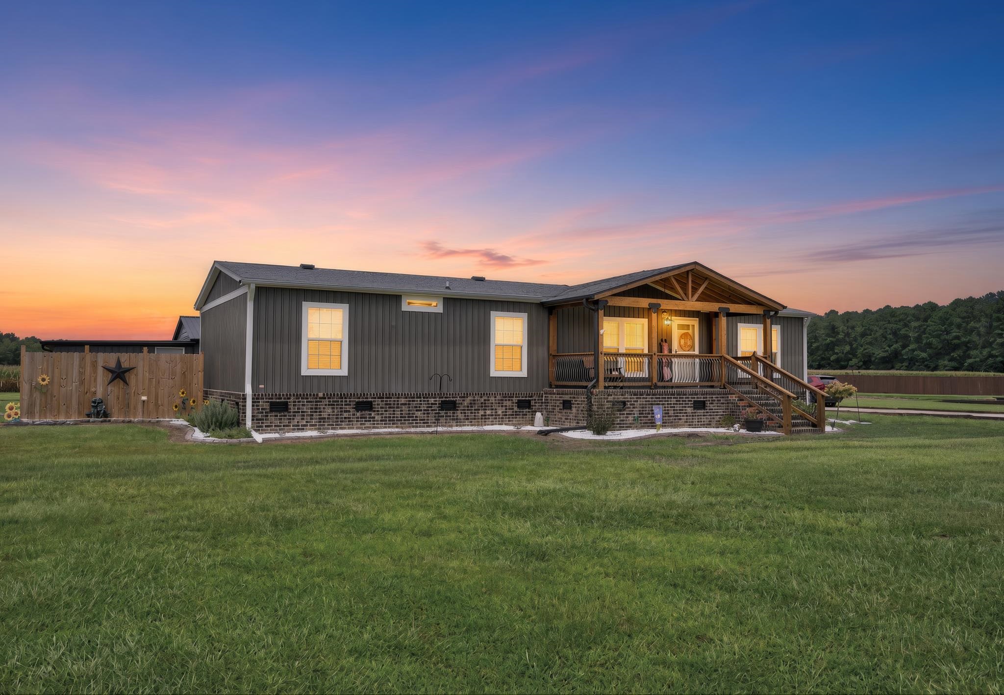 7583 Highway 66 Property Photo 1