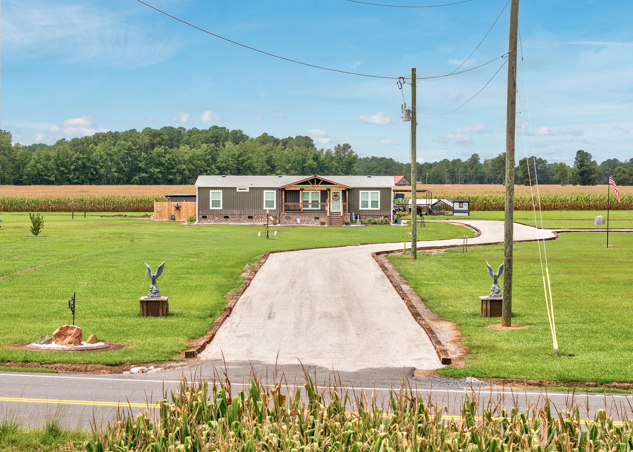 7583 Highway 66 Property Photo 2