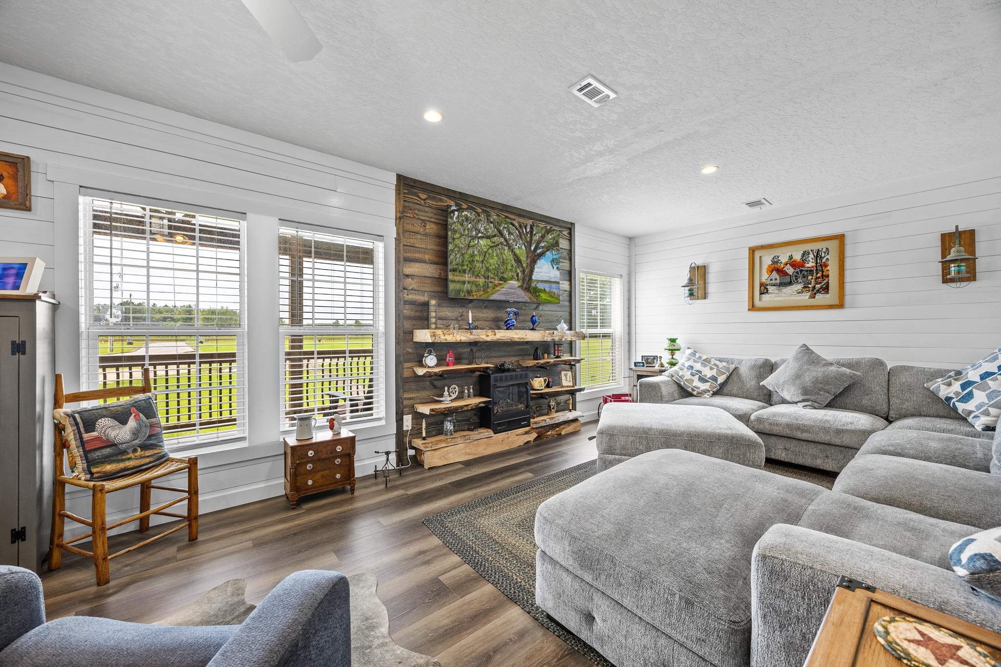 7583 Highway 66 Property Photo 8