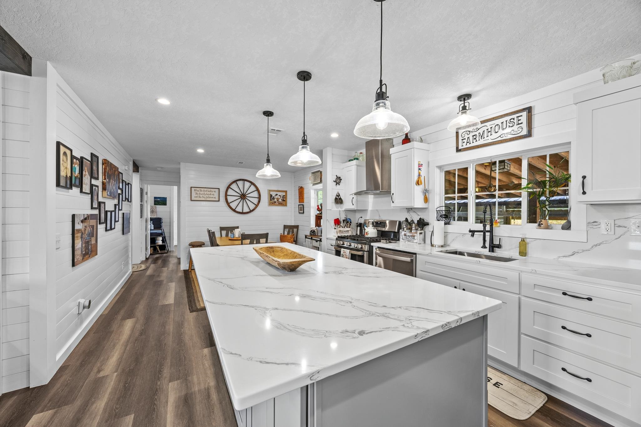 7583 Highway 66 Property Photo 14