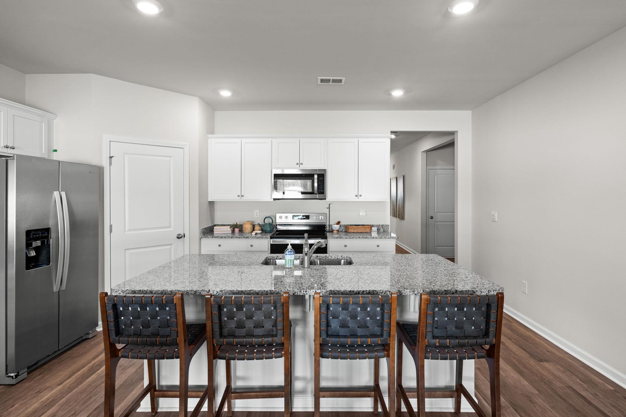 214 Ridley St Property Photo 5