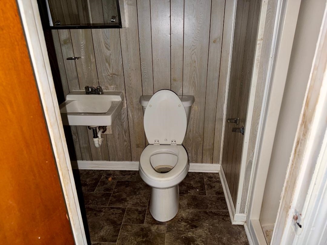 509 Baker St. Property Photo 14