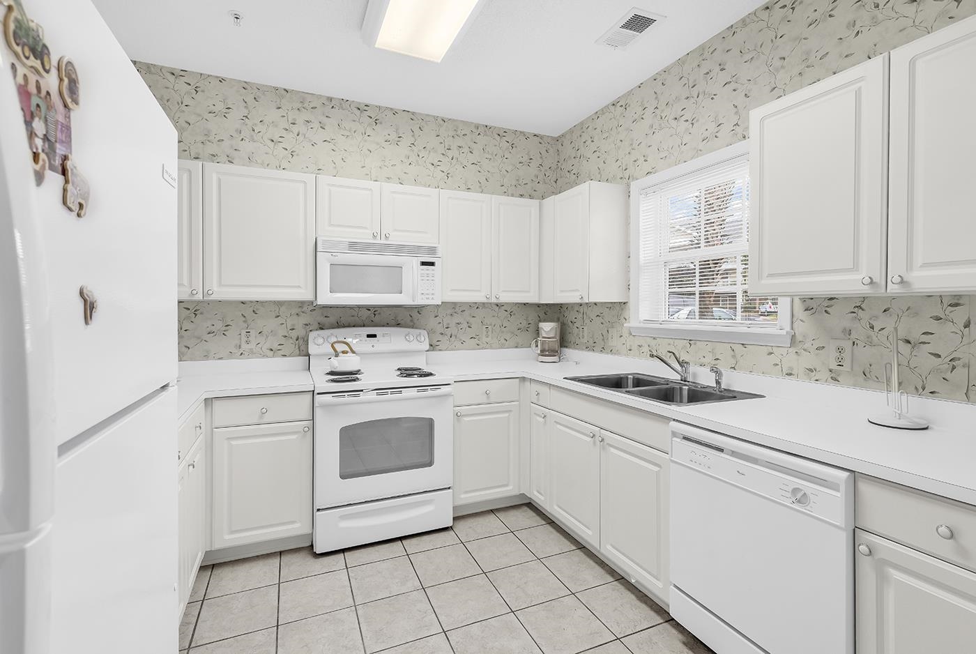 5801 Oyster Catcher Dr. Property Photo 4