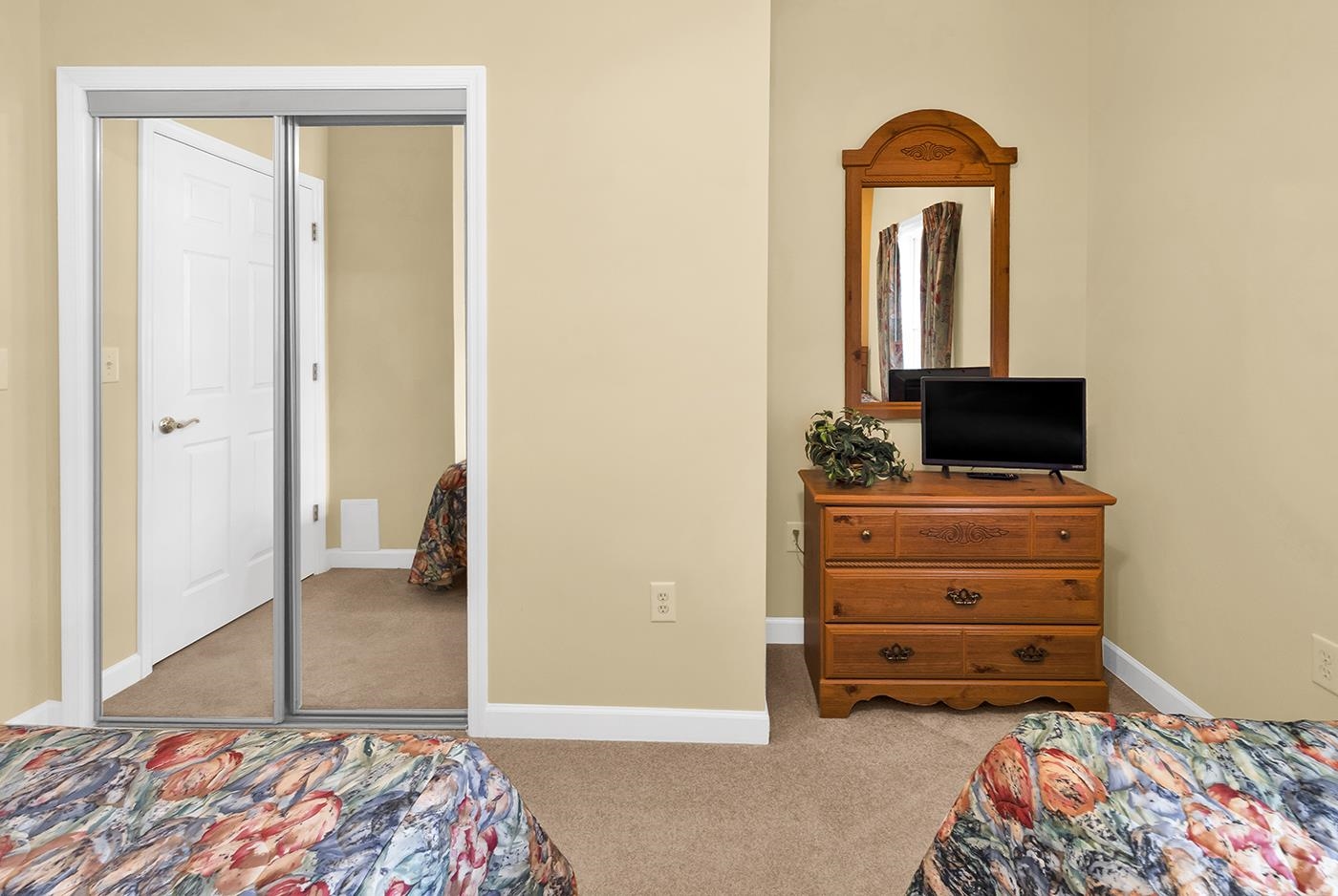 5801 Oyster Catcher Dr. Property Photo 17
