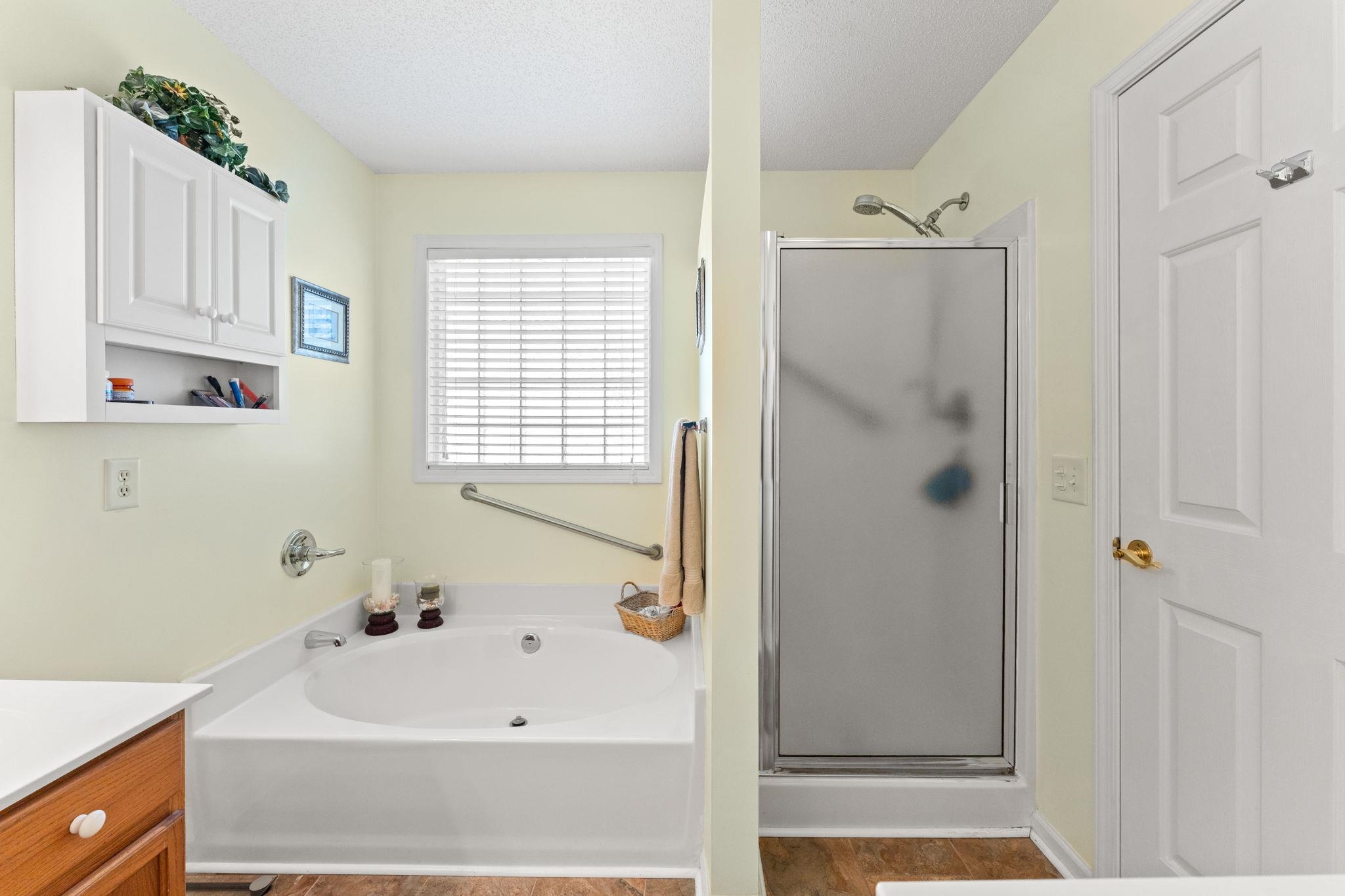 864 Lalton Dr. Property Photo 13