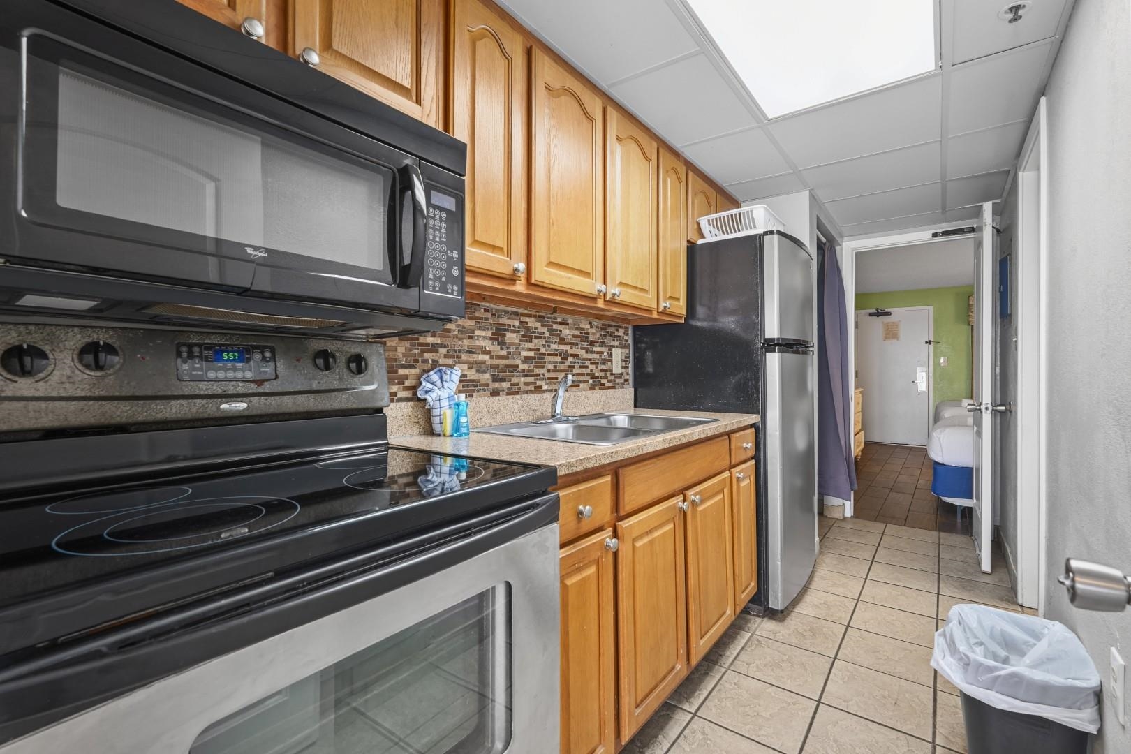 6804 N Ocean Blvd. Property Photo 11