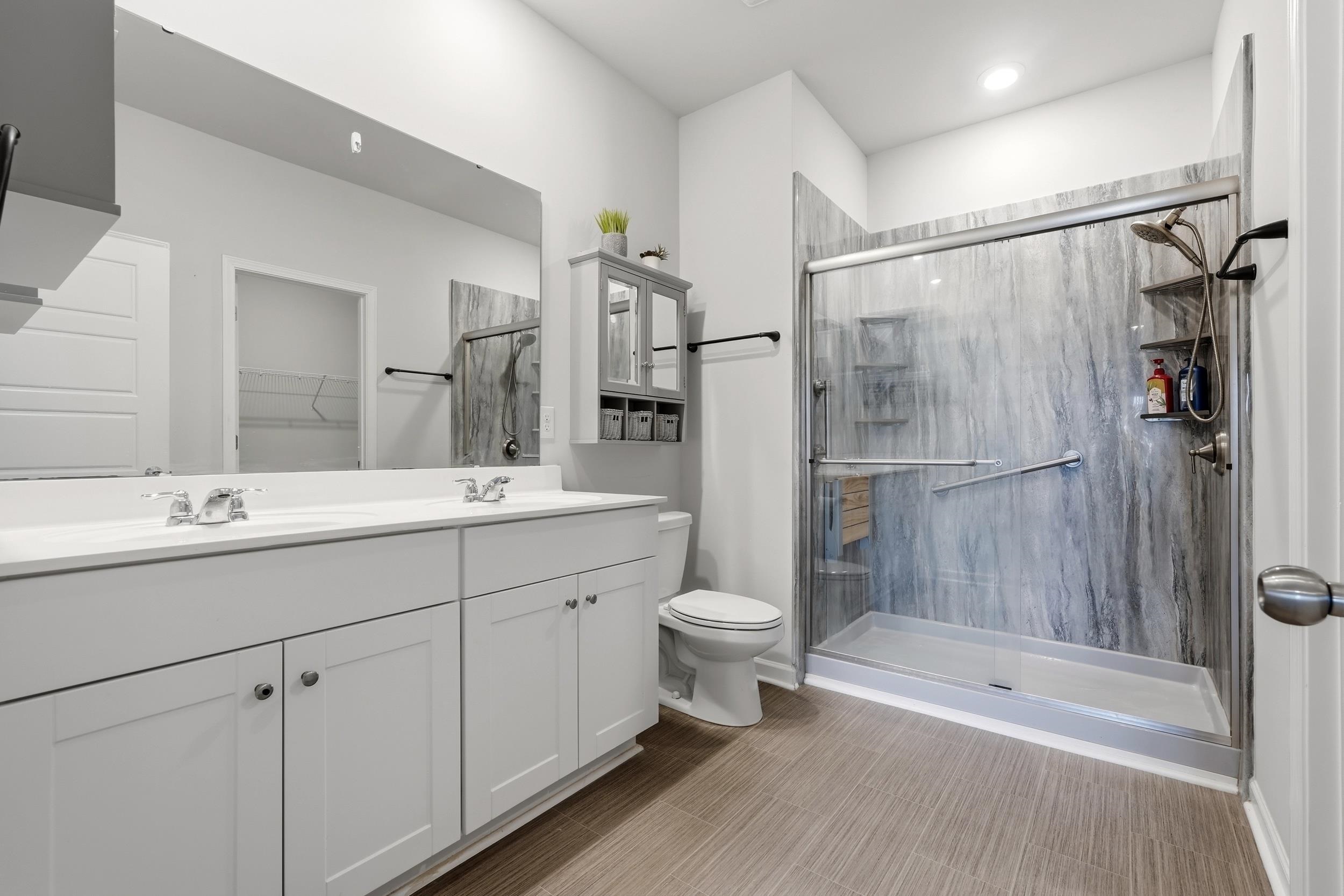 336 Fennec Loop Property Photo 13