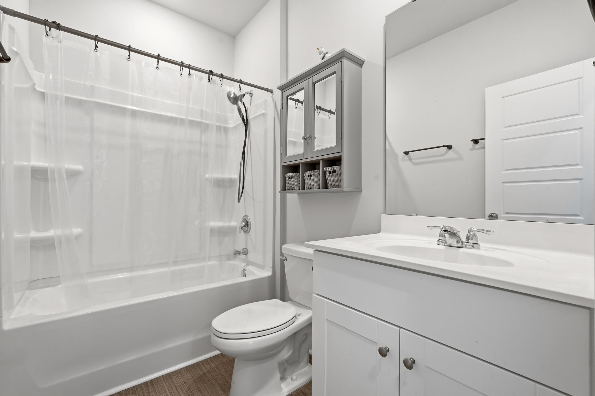 336 Fennec Loop Property Photo 15