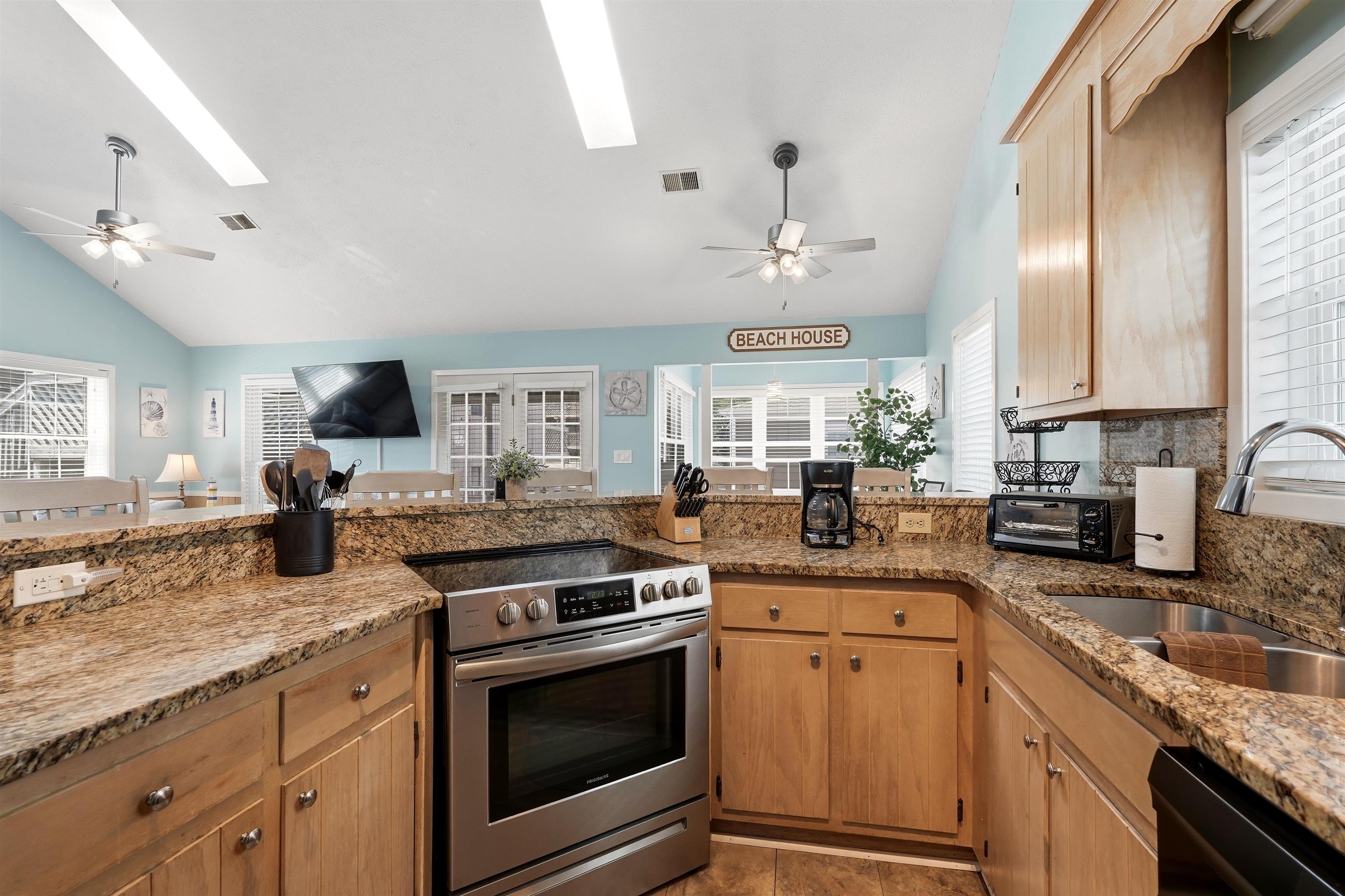 299 Lake Arrowhead Rd. Property Photo 8