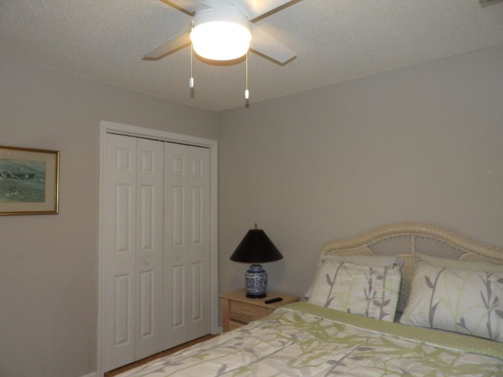 4622 Greenbriar Dr. Property Photo 20