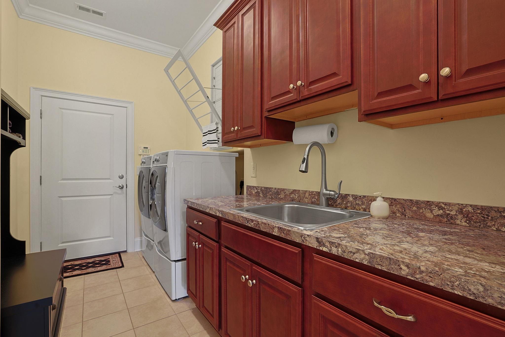 1005 Limpkin Dr. Property Photo 34