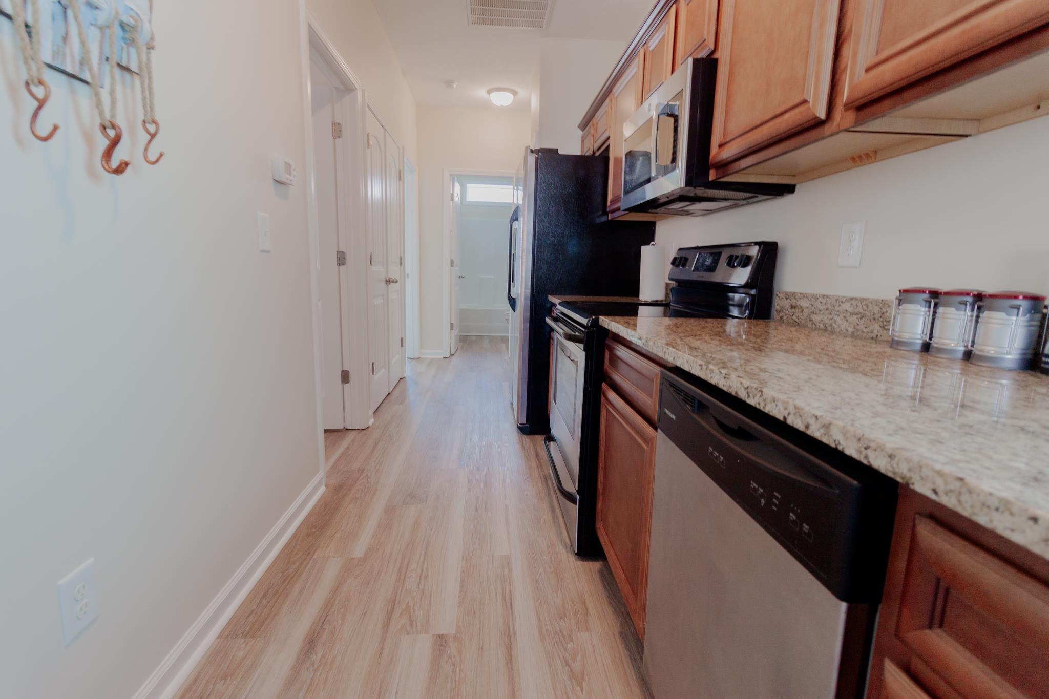 605 Surfsong Way Property Photo 10