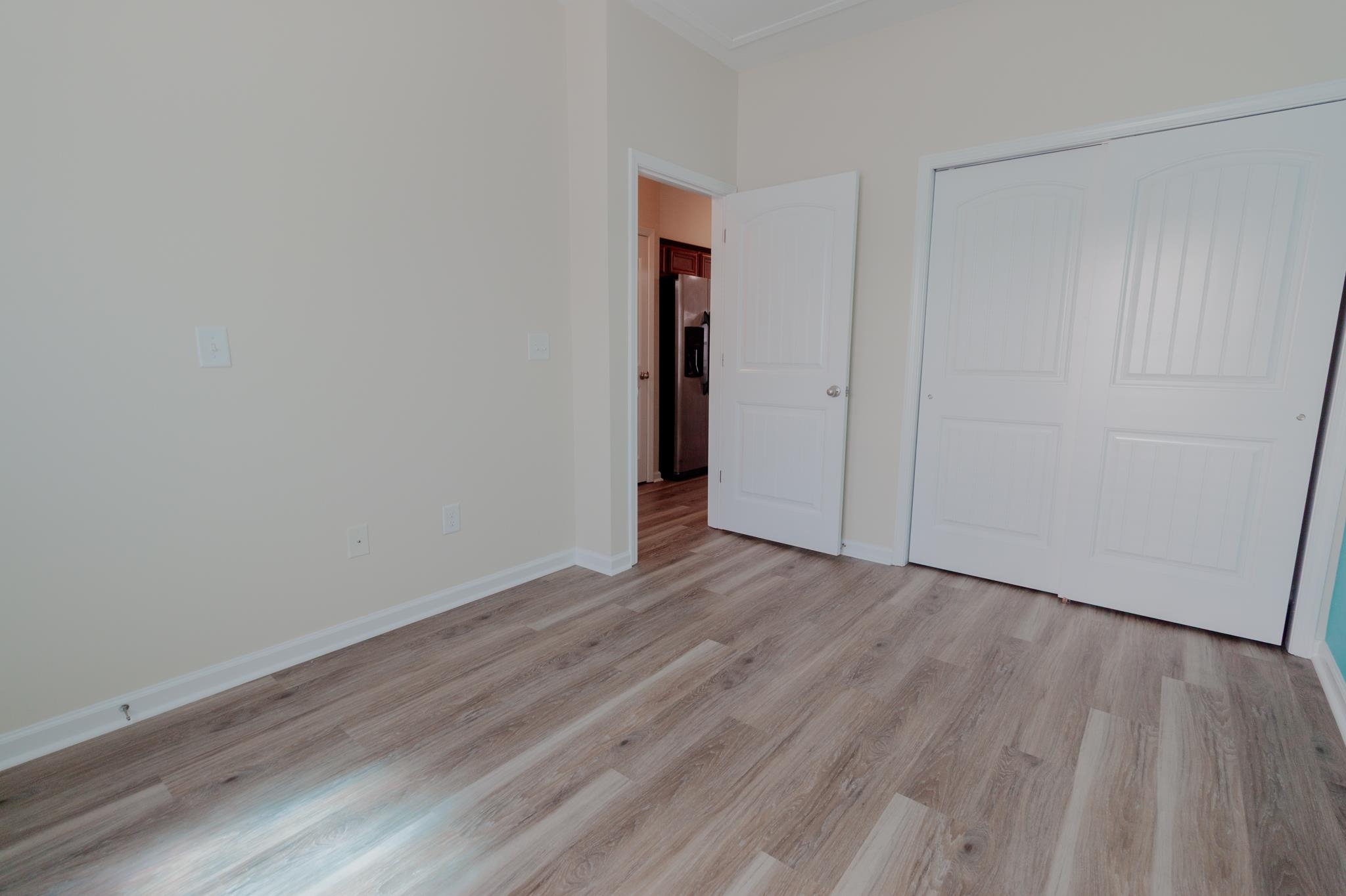 605 Surfsong Way Property Photo 11