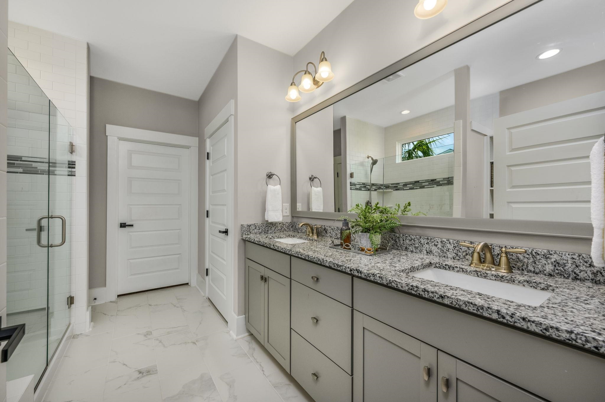 1299 Tarisa Ave. Property Photo 19