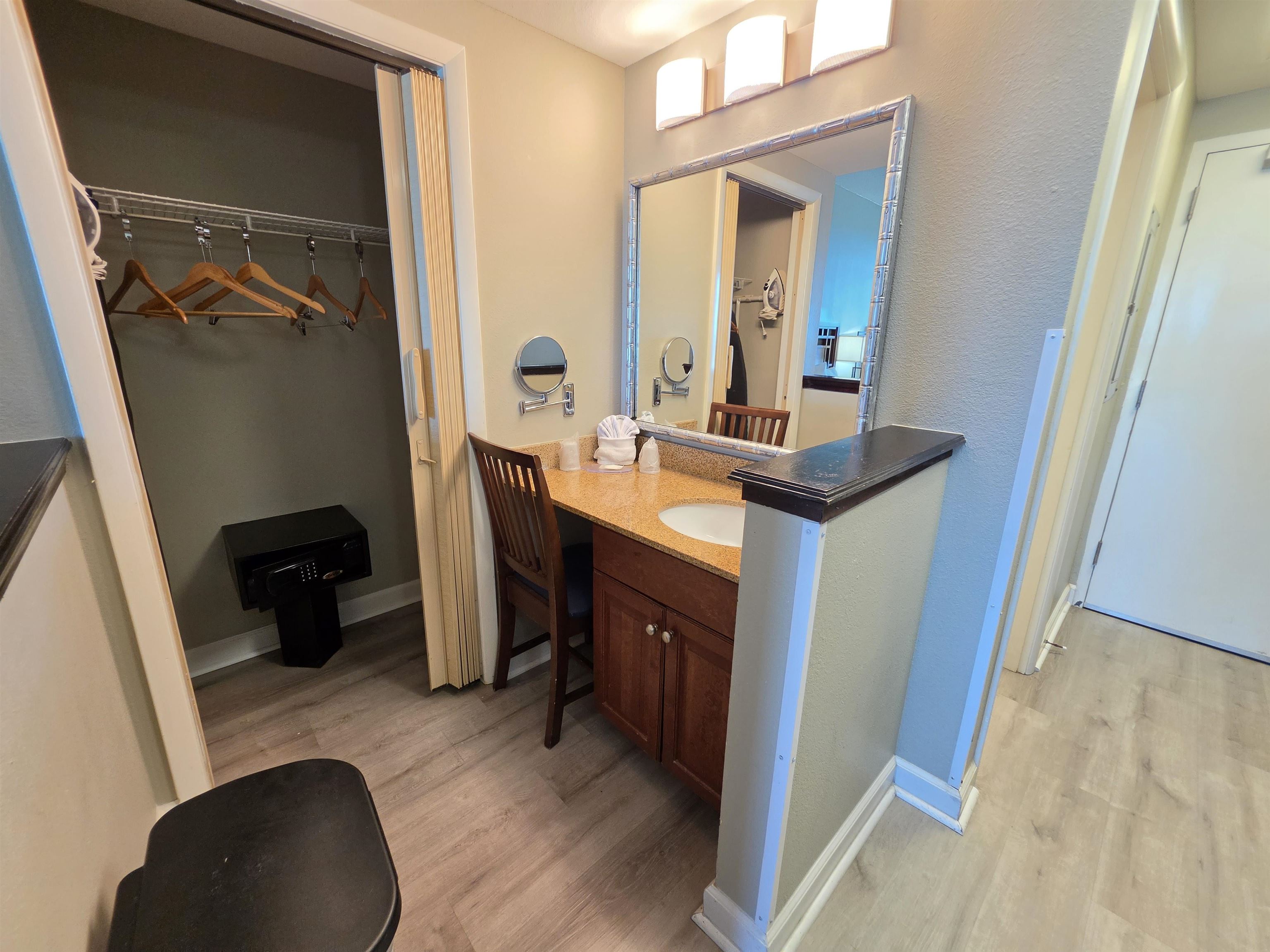 5200 North Ocean Blvd. Property Photo 7