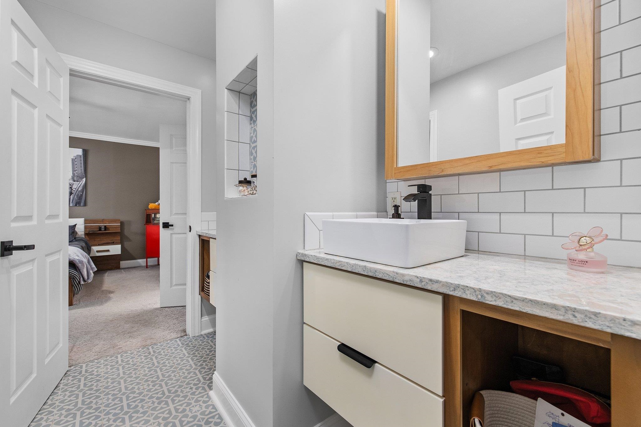 1704 N Highgrove Ct. Property Photo 30