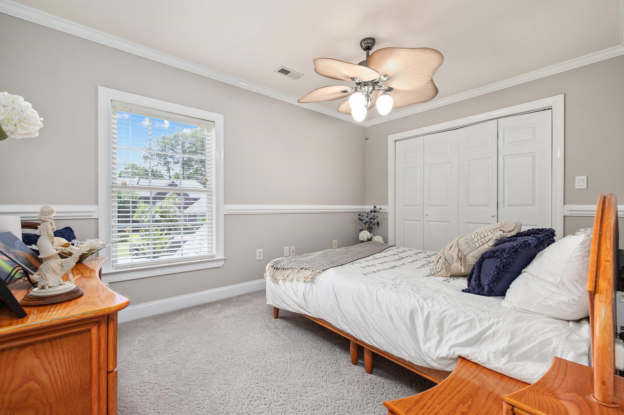 1704 N Highgrove Ct. Property Photo 32