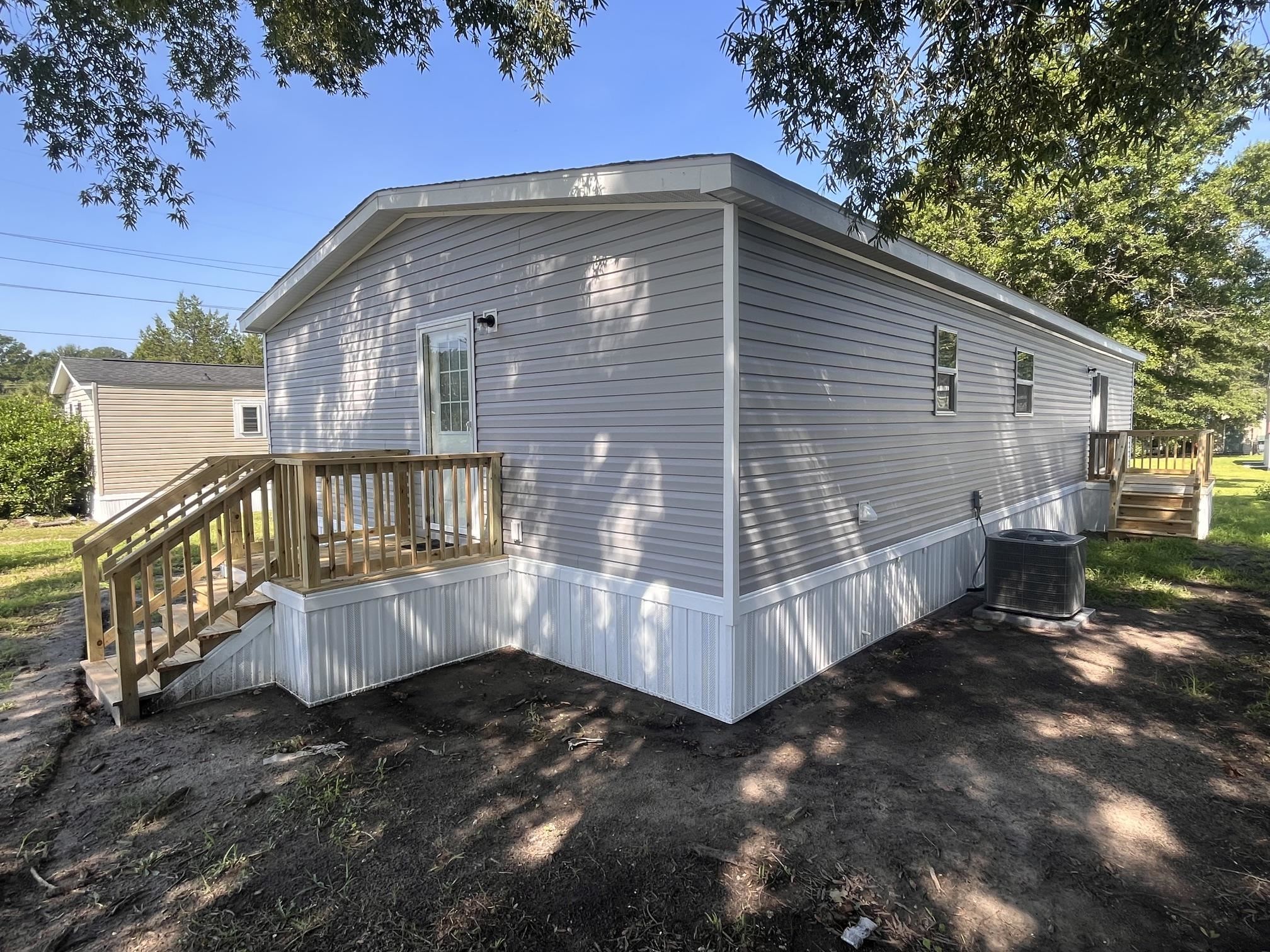 7570 Aubrey Ln. Property Photo 7