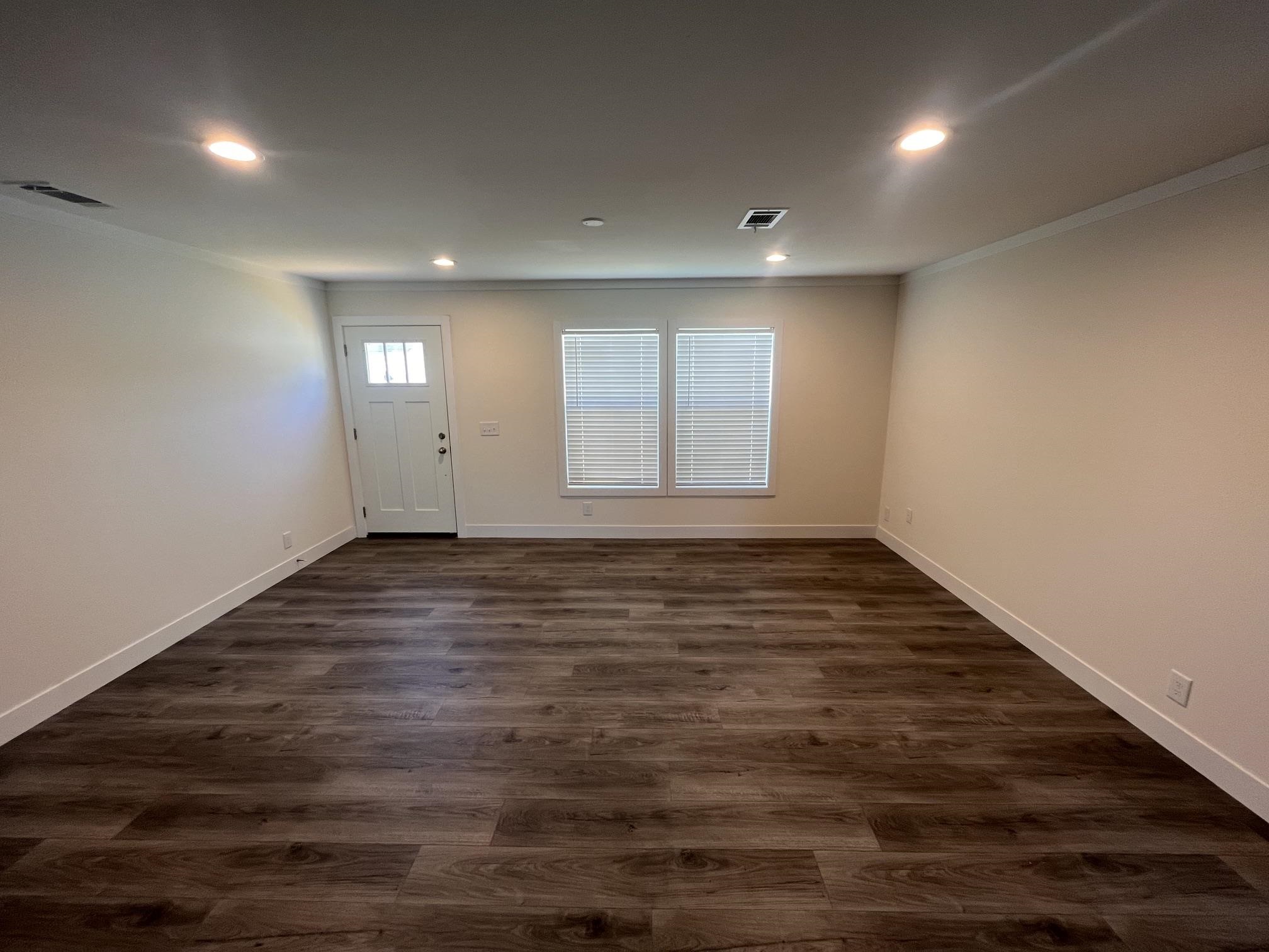 7570 Aubrey Ln. Property Photo 24