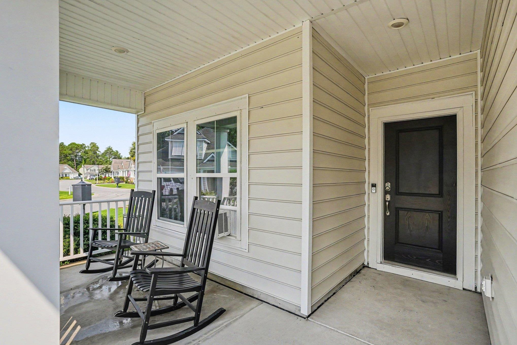 4467 Girvan Dr. Property Photo 5