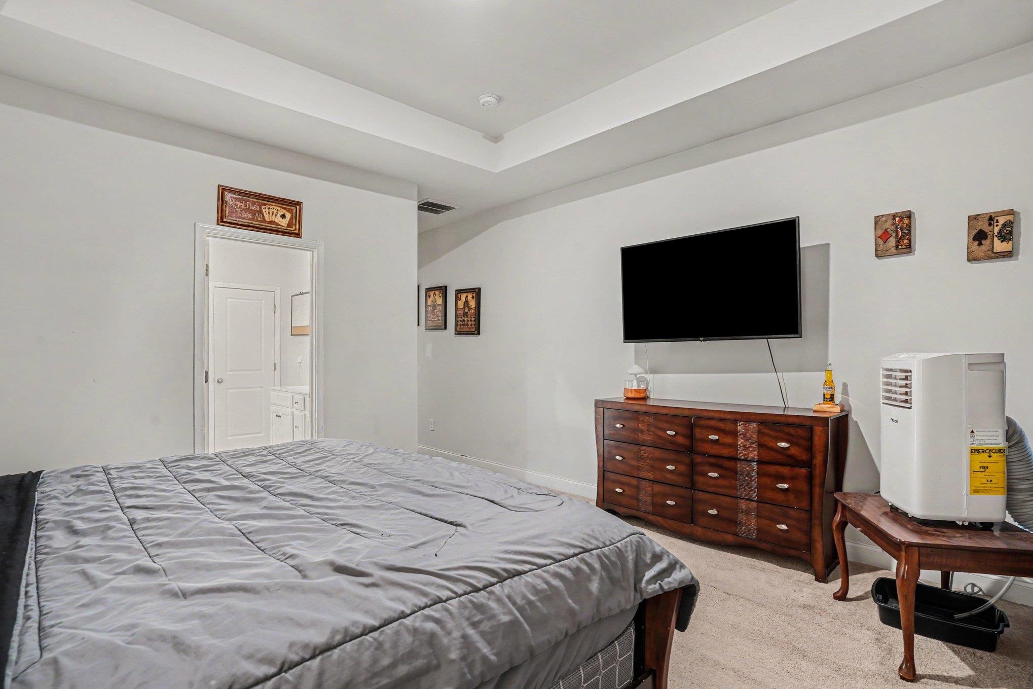 4467 Girvan Dr. Property Photo 20