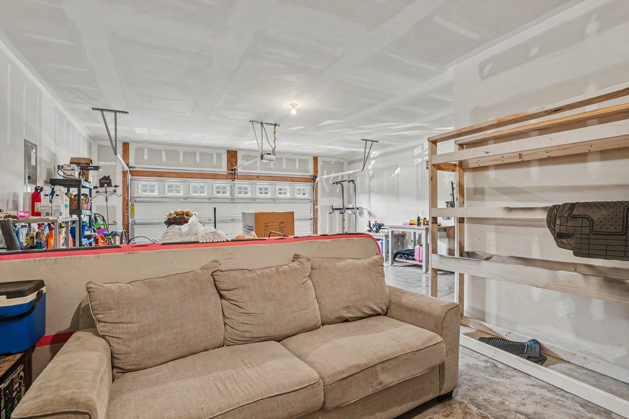 4467 Girvan Dr. Property Photo 31