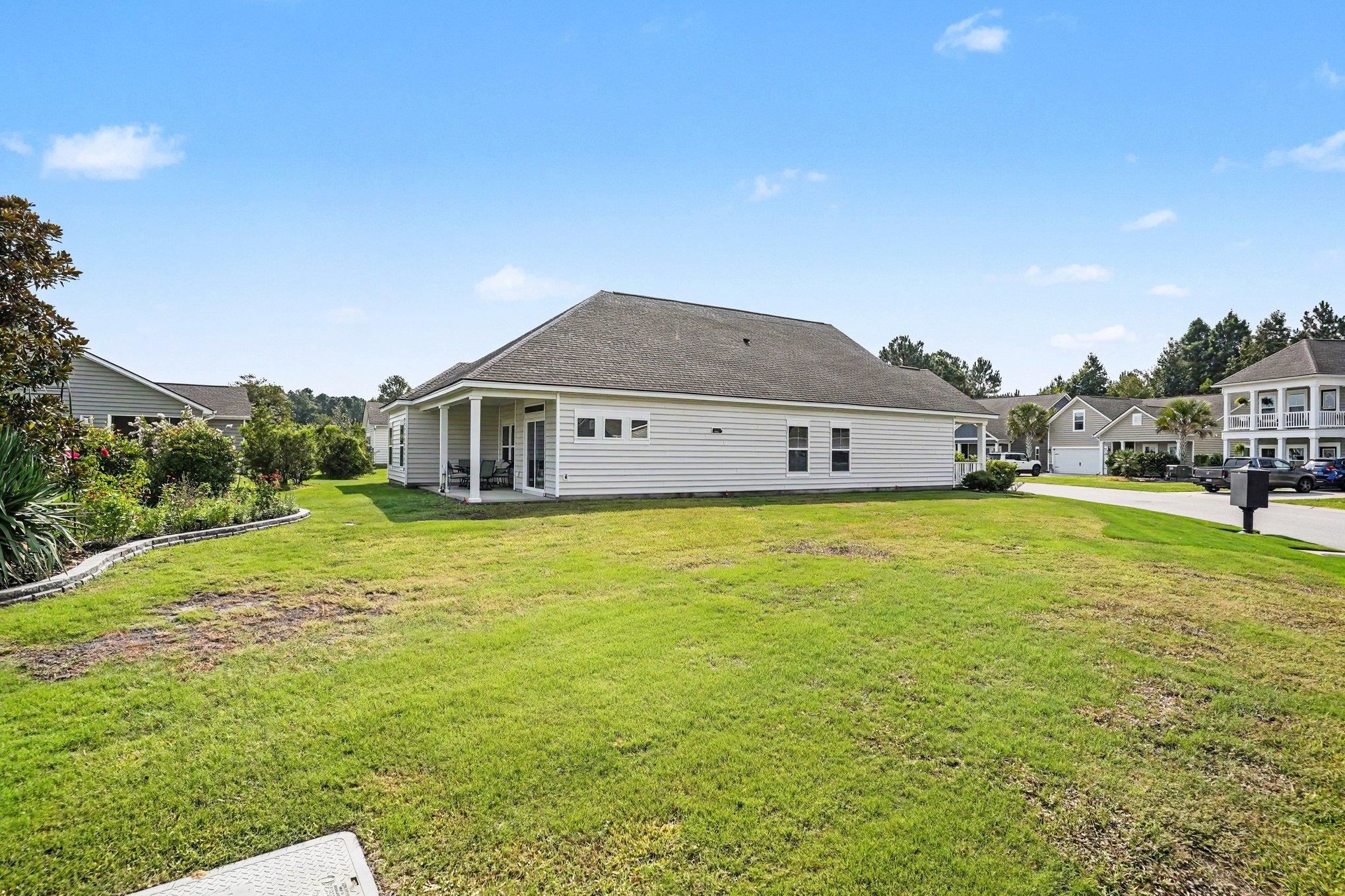 4467 Girvan Dr. Property Photo 36