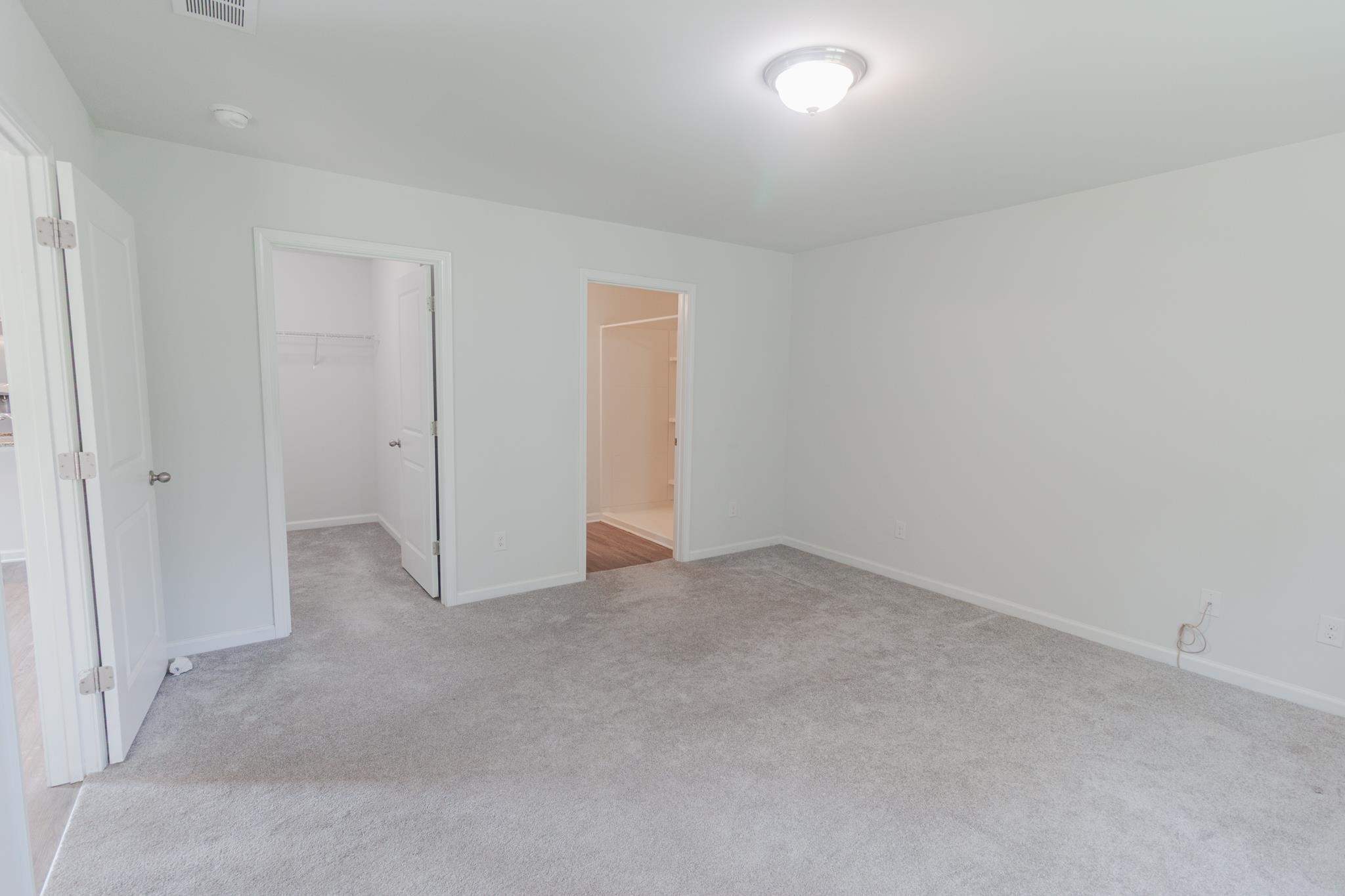 591 Mossbank Loop Property Photo 13